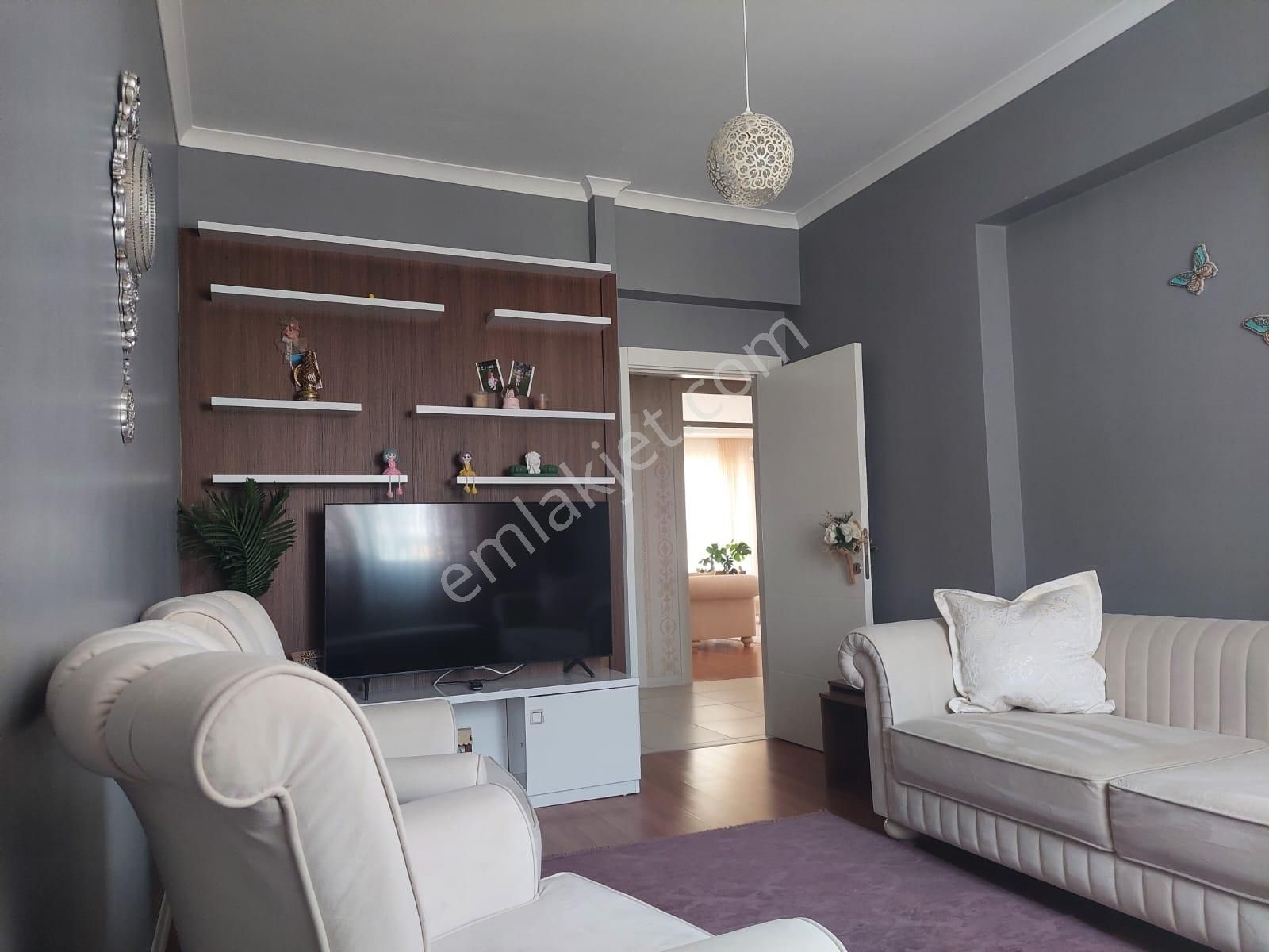 Fatih Sultan Mehmet Caddesinde Ebeveyn Banyolu 4+1 Satılık Daire - Görsel 27