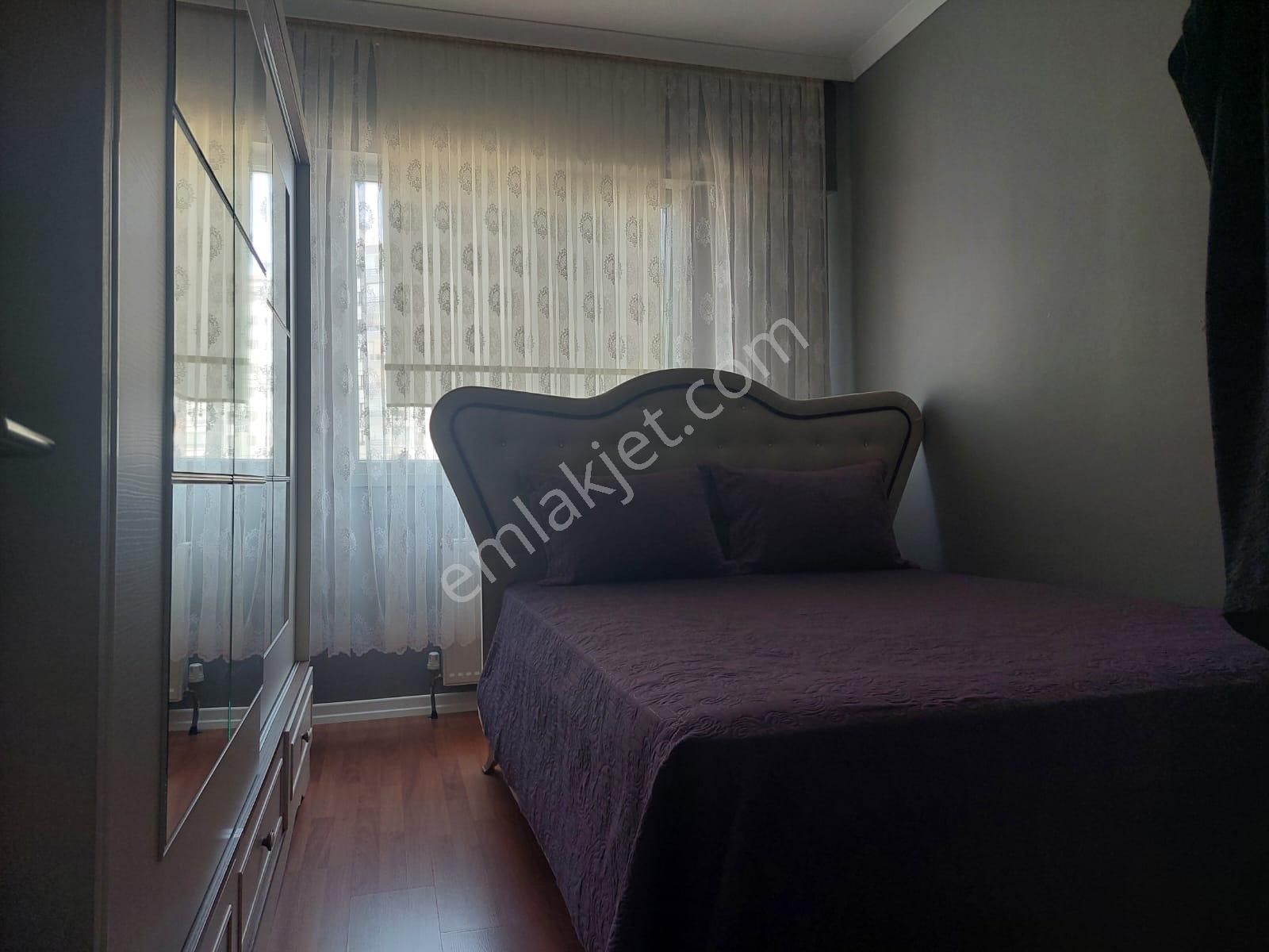 Fatih Sultan Mehmet Caddesinde Ebeveyn Banyolu 4+1 Satılık Daire - Görsel 24