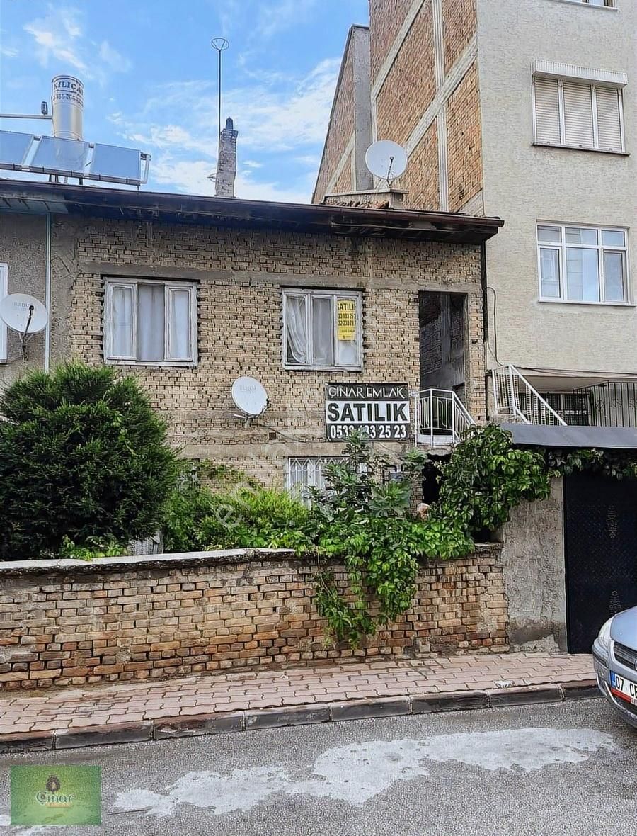 Şehrin Merkezinde Musalla Yanı 2katlı 202m2 Arsalı Tektapu Cazip