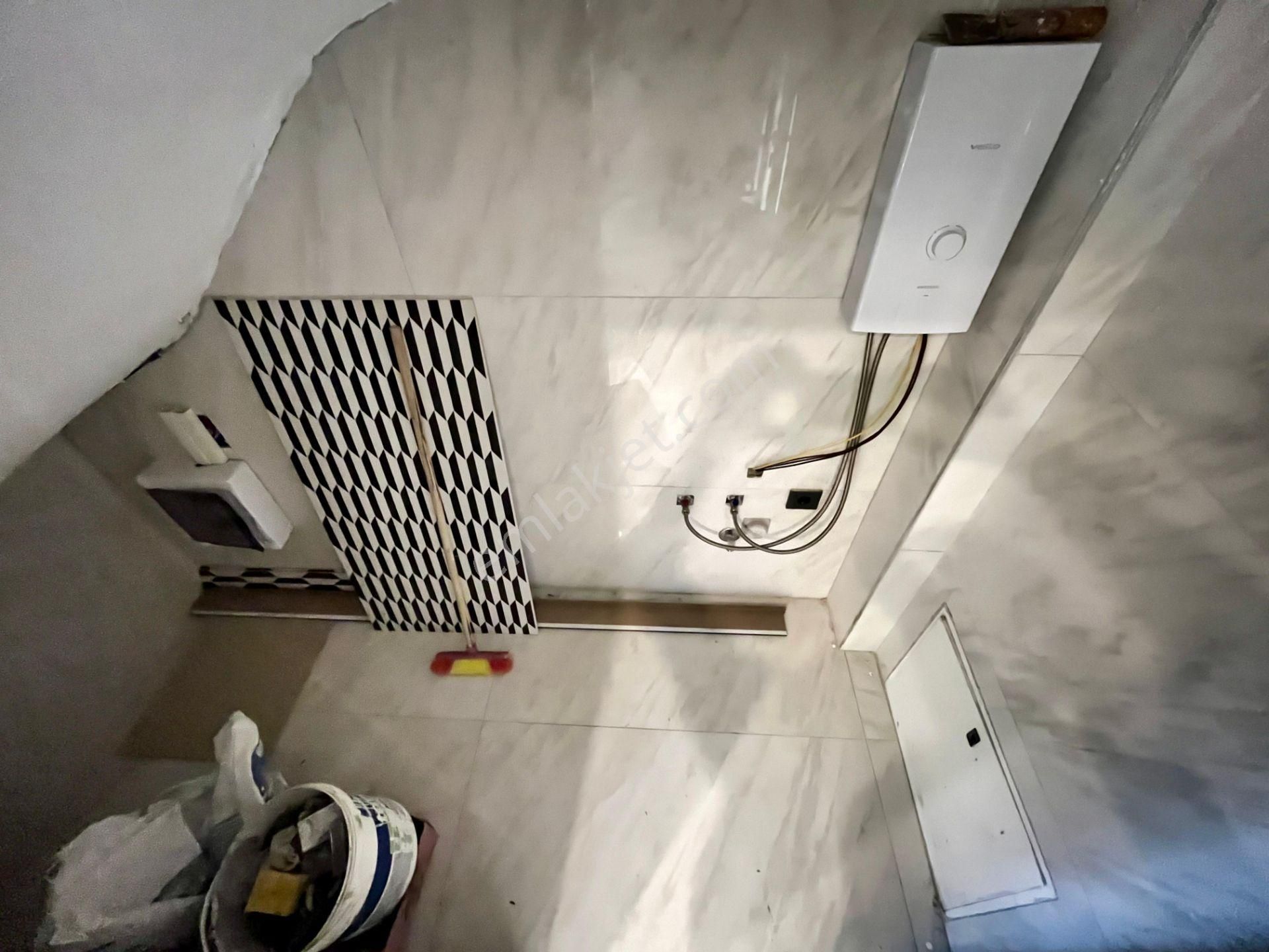 Akçay Sezgin Emlaktan Güre Sahilde Denize 300 Metre 3+1 Triplex Villa - Görsel 15