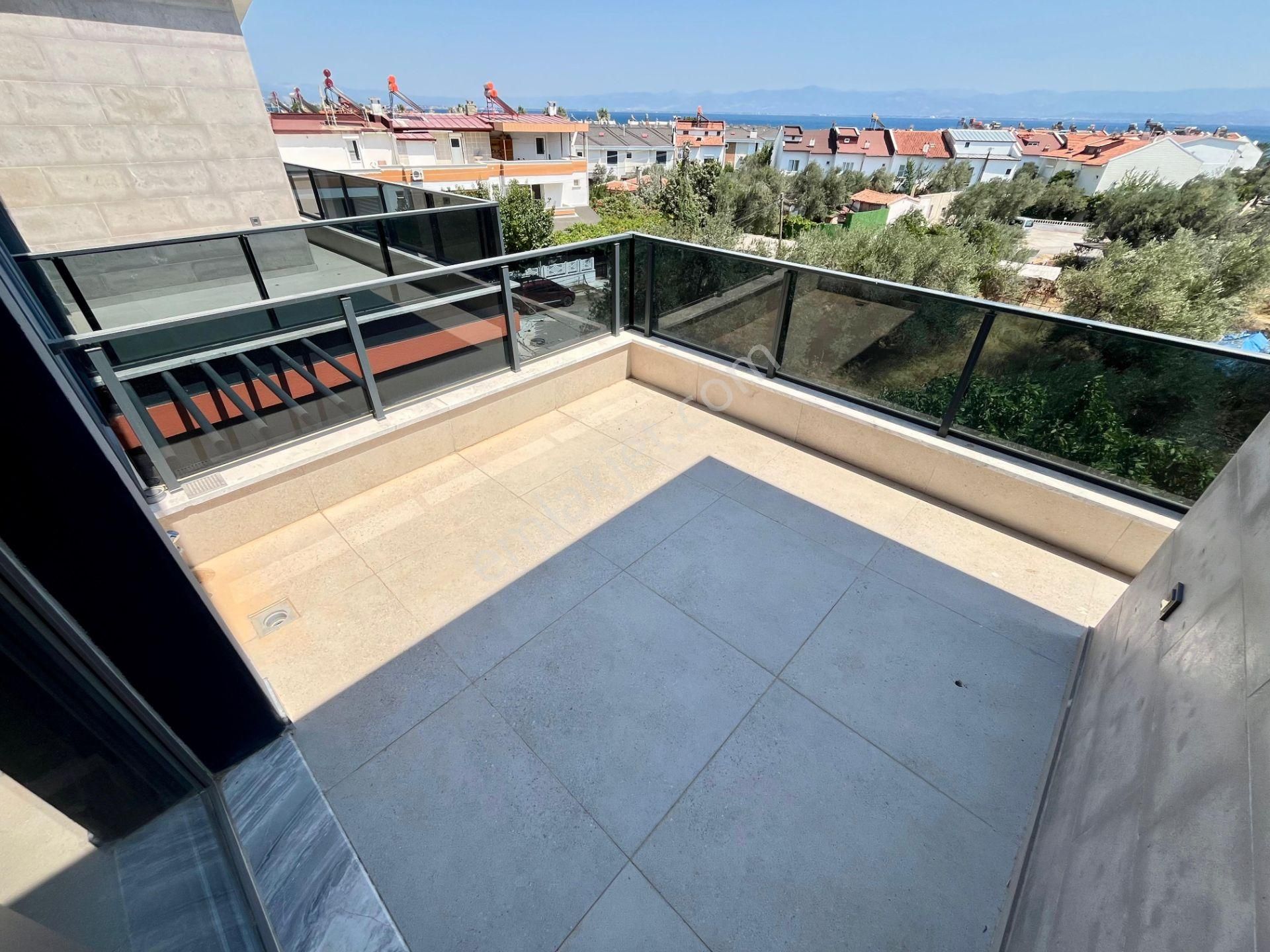 Akçay Sezgin Emlaktan Güre Sahilde Denize 300 Metre 3+1 Triplex Villa - Görsel 31