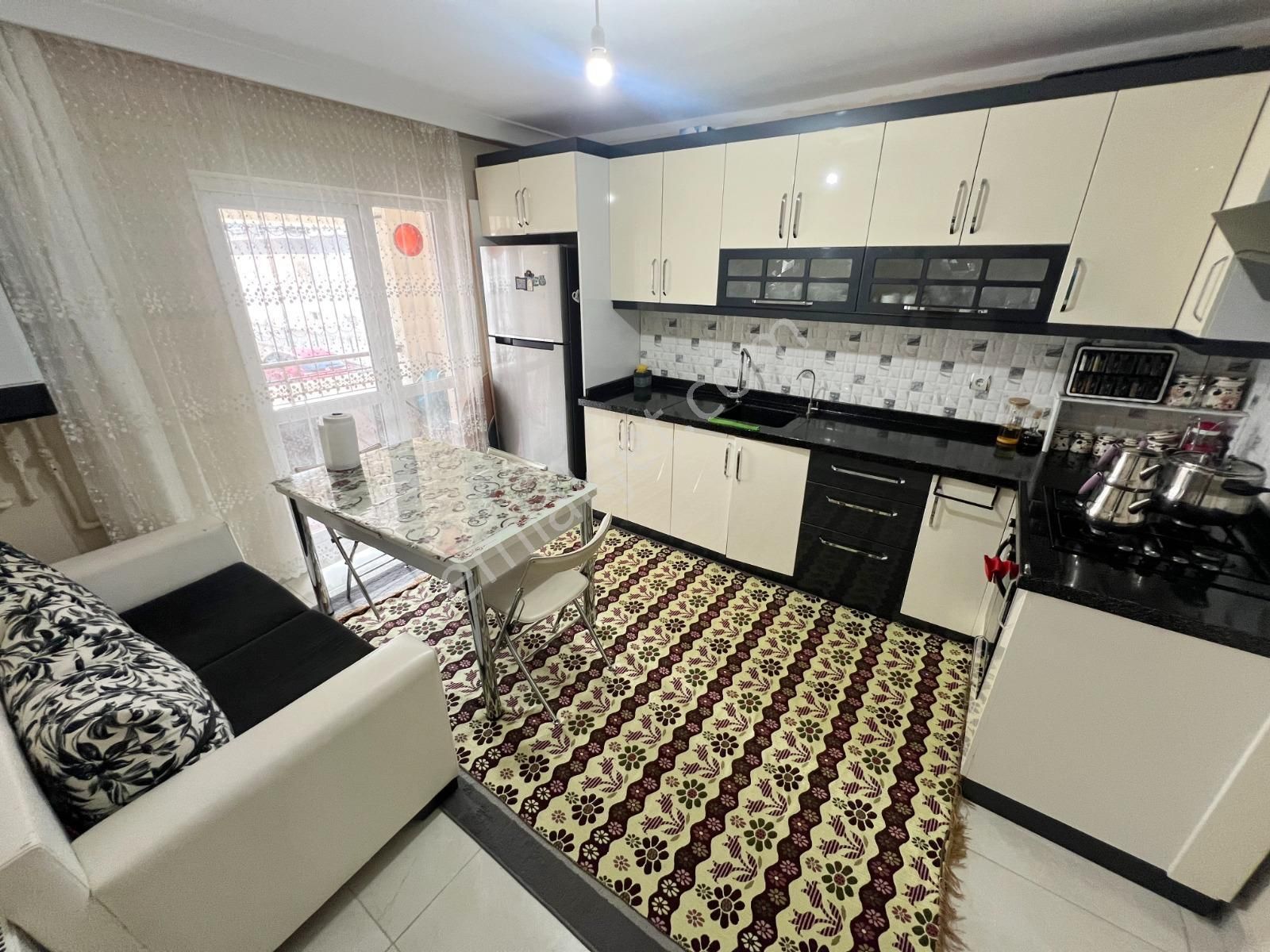 Yıldız'dan Kredi Limitsiz Merkezi Konum Masrafsız Kat Konumunda 3+1