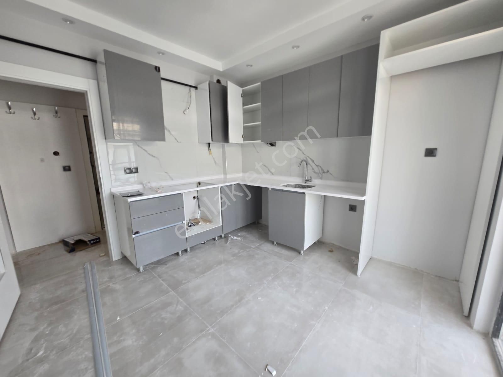 Esentepe Mh. Eğitimciler Caddesi Yakını Özel Garajlı 3+1/ Hys-67
