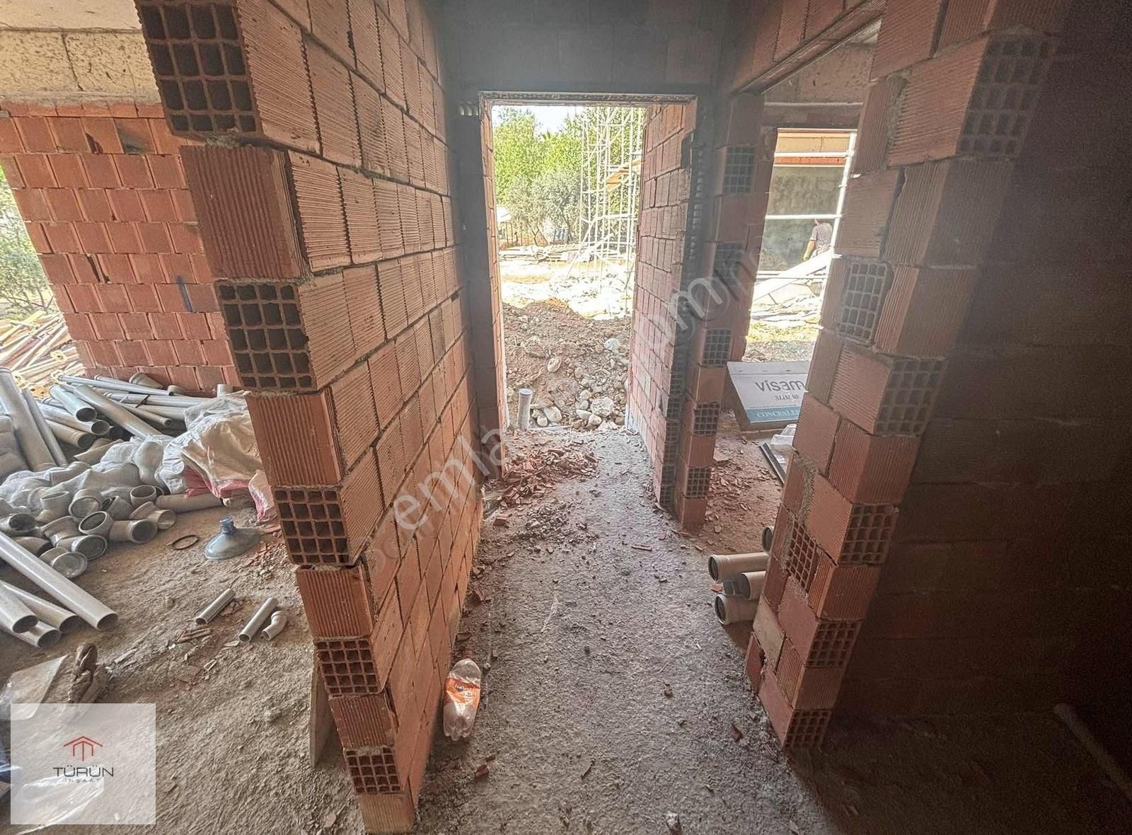 Fethiye Çamköy Mahallesinde Müstakil Giriş 1+1 Satılık Daire