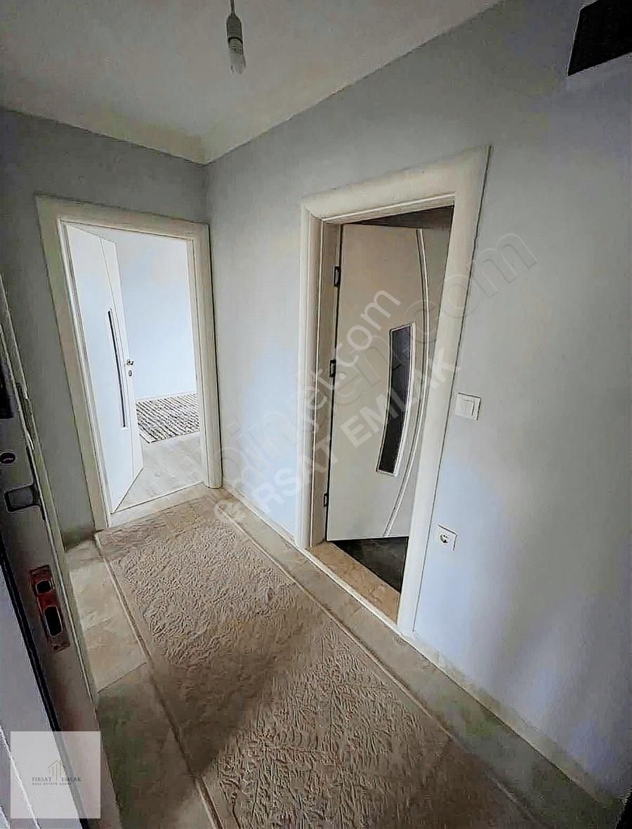 Bayraktepe Mah 1+1 Eşyalı Kiralık Daire