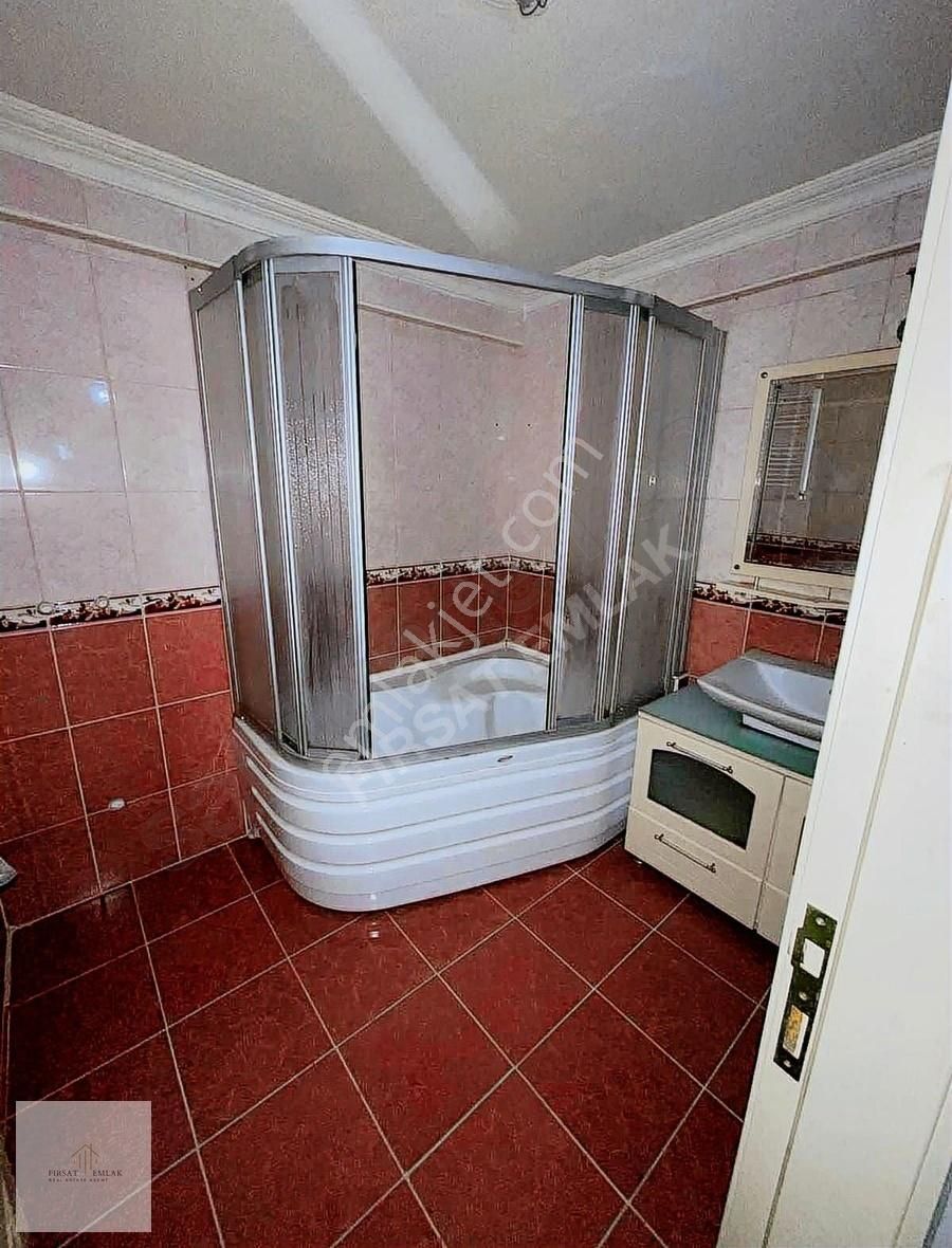 Merkezi Konum Bağlarbaşı Mah 3+1 Satılık Daire