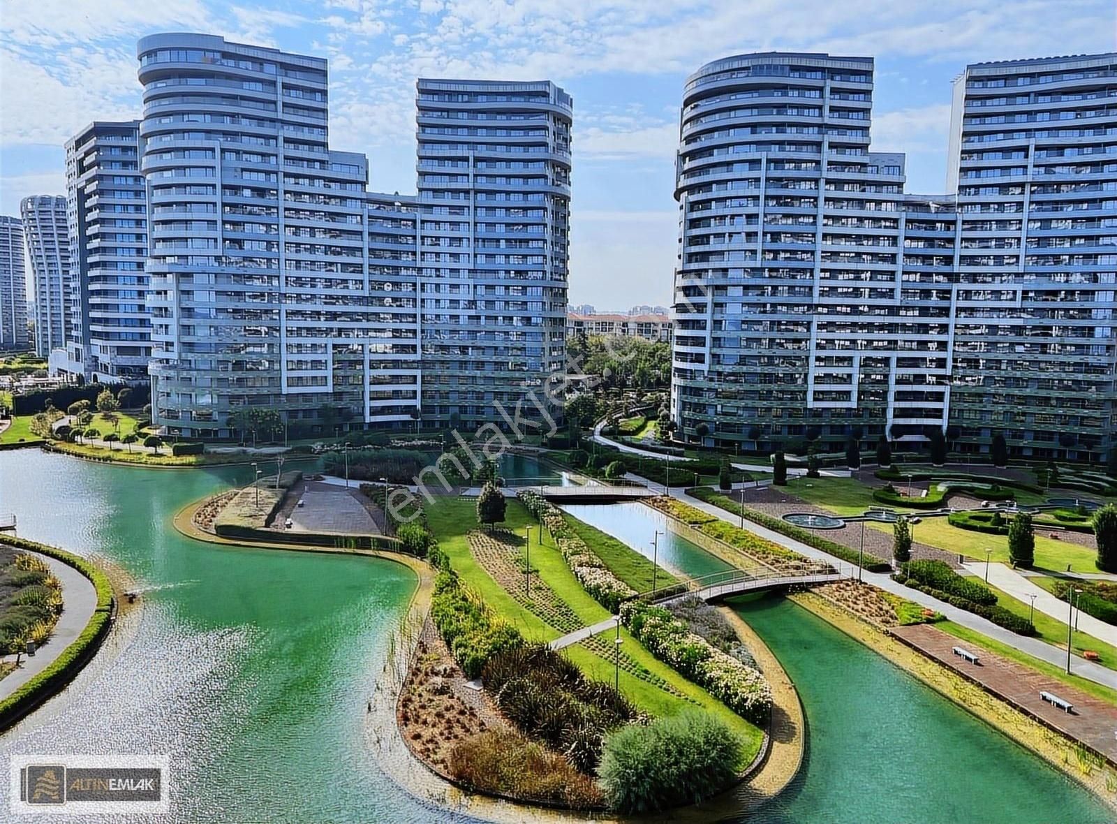 Sea Pearl Ataköy'de Teraslı, Deniz Manzaralı Kiralık 3+1 Daire