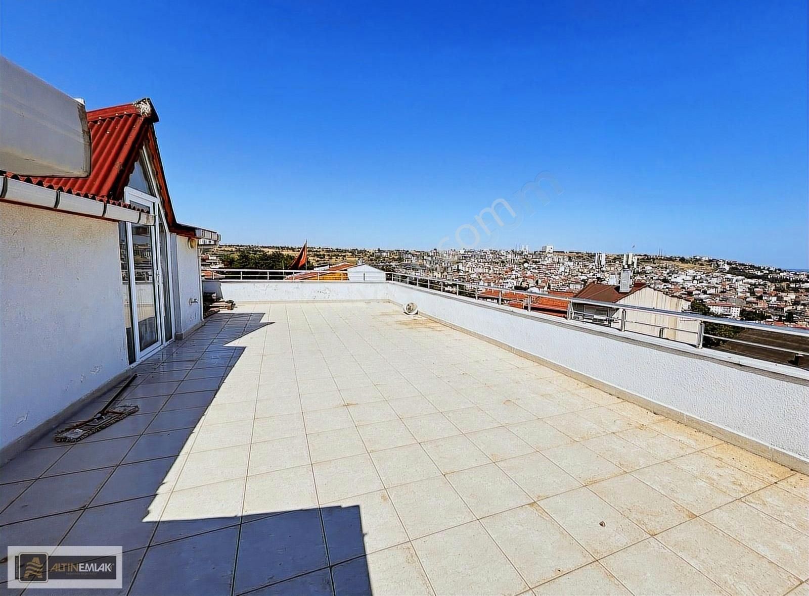 Tekirdağ Süleymanpaşa Muratlı Cad 3+1 Satılık Dubleks Daire