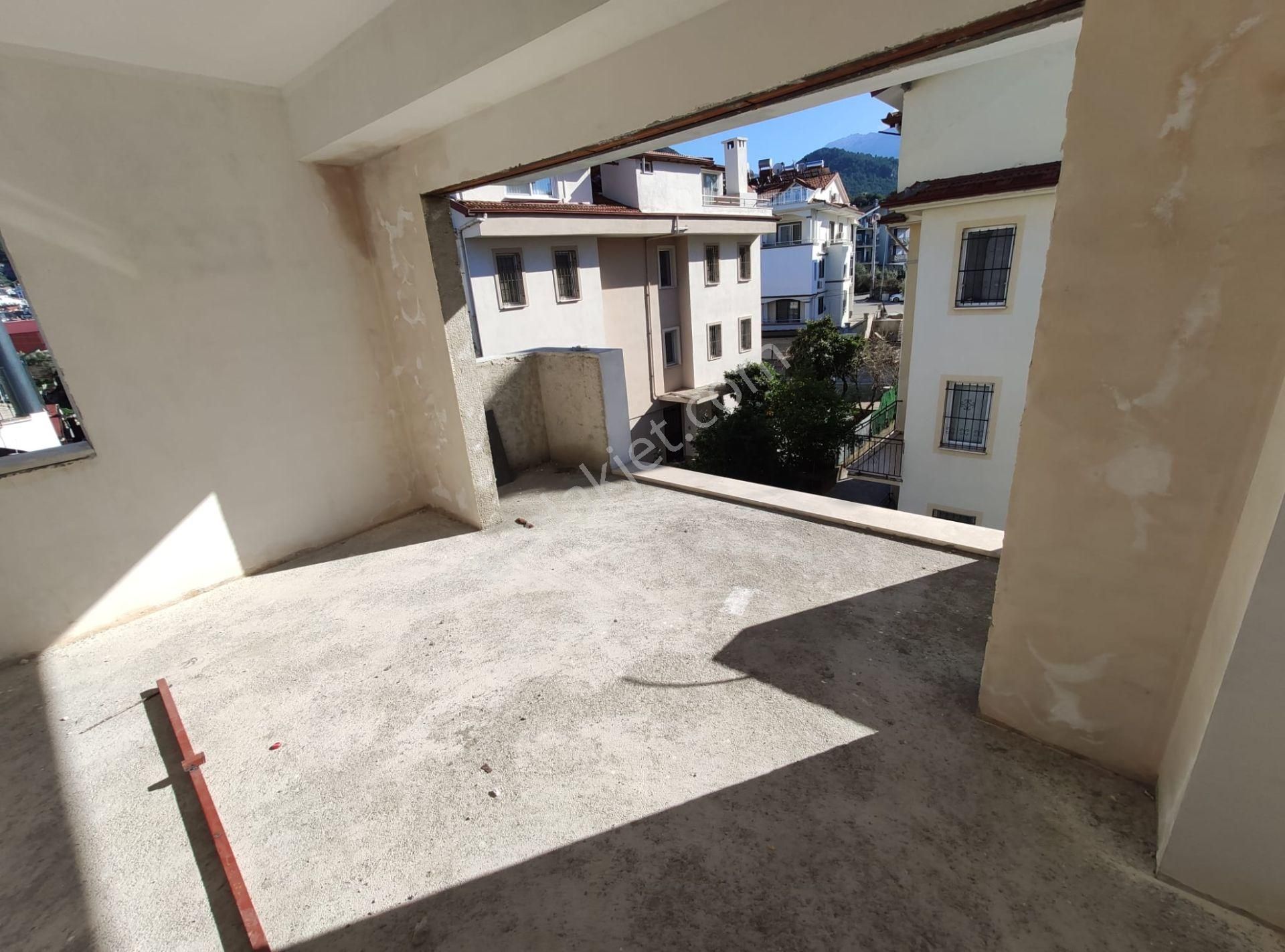 Stop'tan Patlangıçta Asansörlü 3+1 Daire - Görsel 9