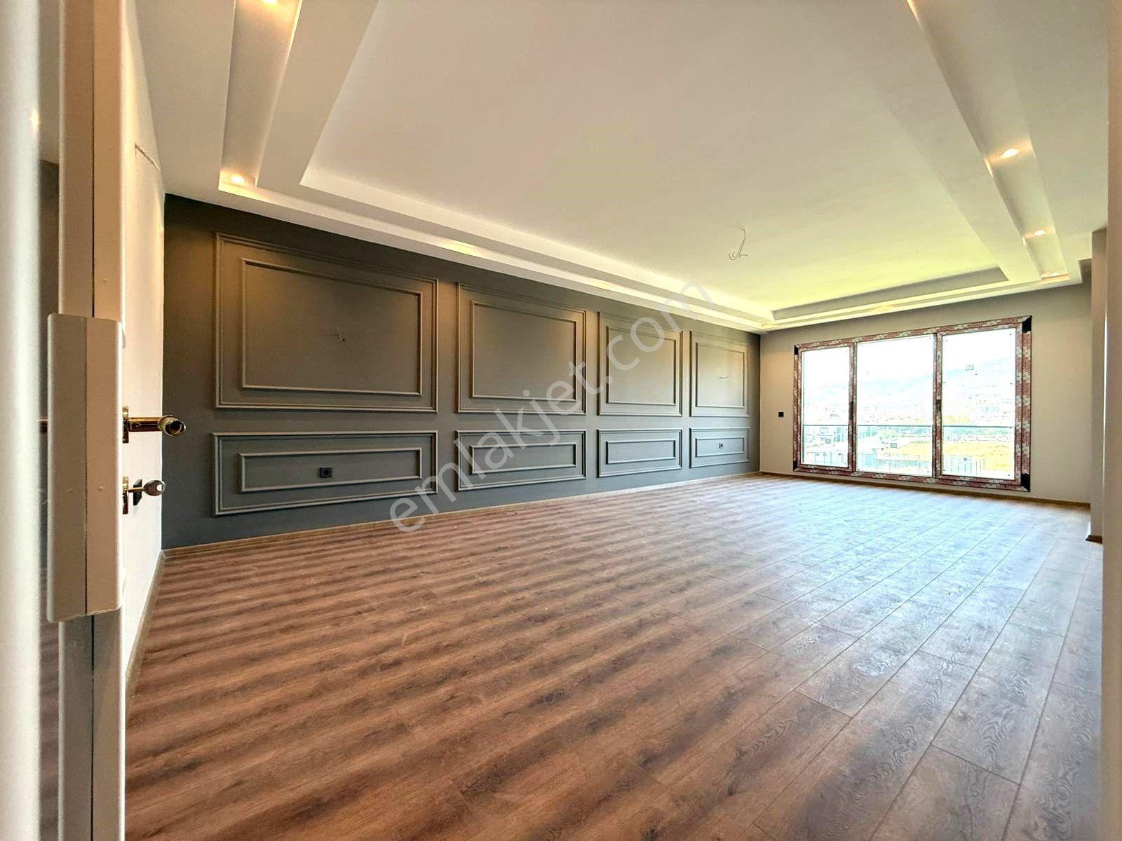 Edremit Cennetayağı'nda Havuz Manzaralı 4+1 Ultra Lüks Daire - Görsel 30