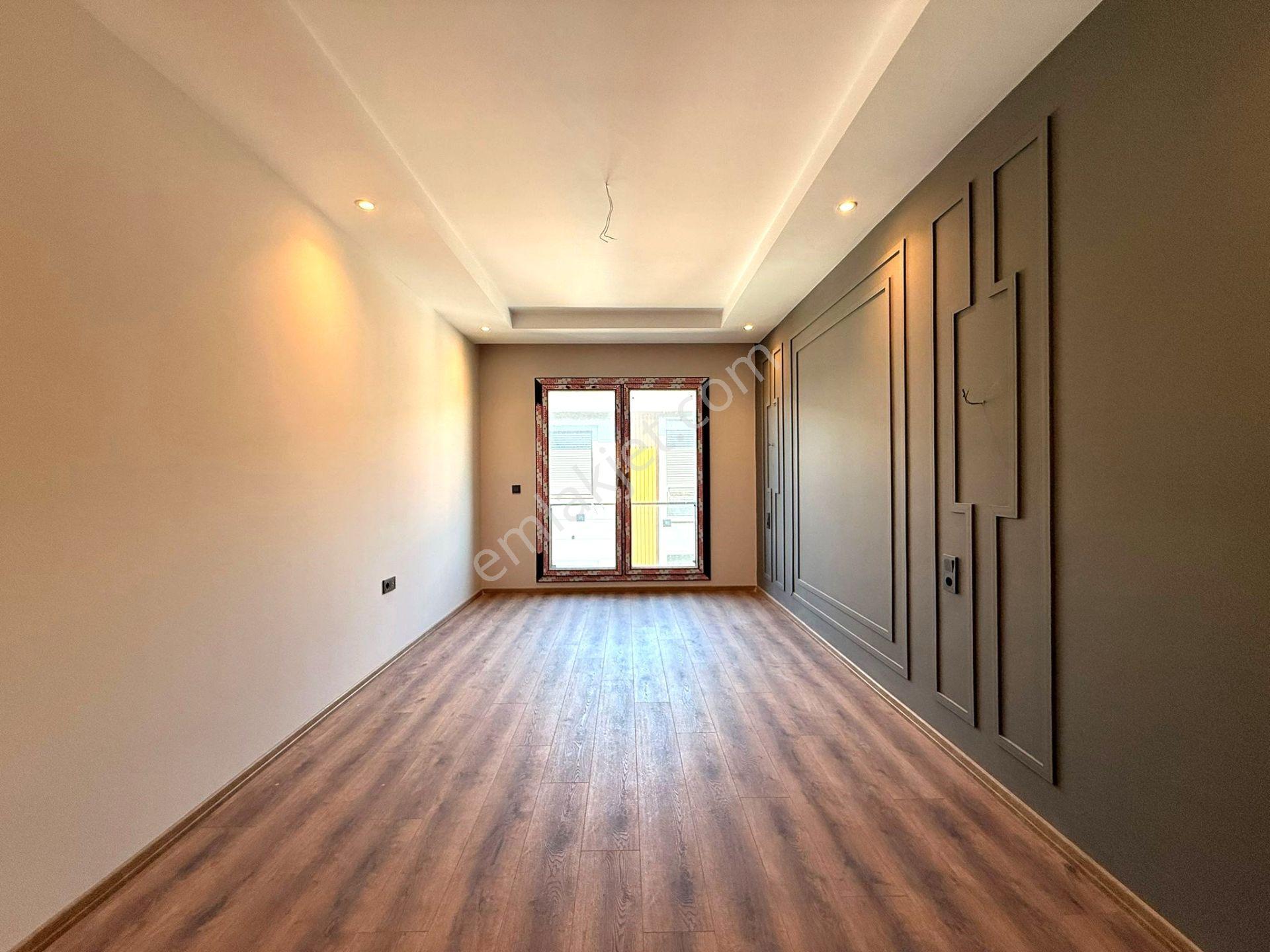 Edremit Cennetayağı'nda Havuz Manzaralı 4+1 Ultra Lüks Daire - Görsel 12
