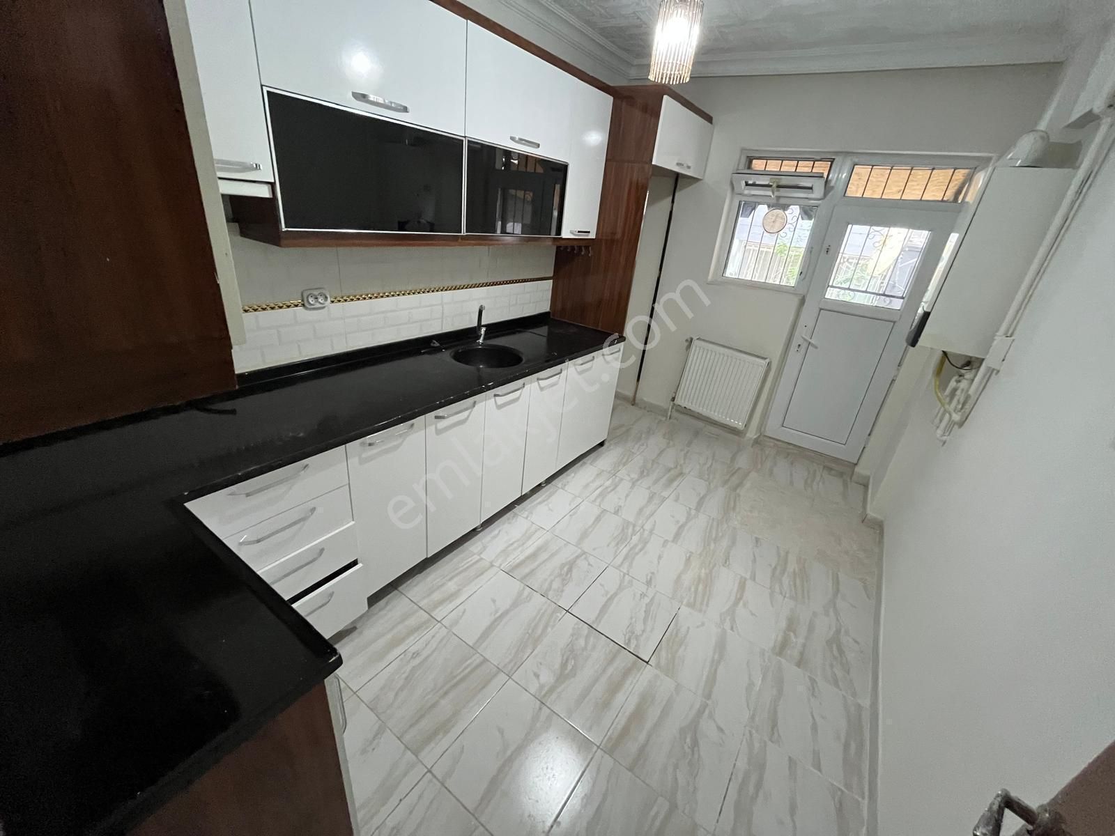 Örnek Emlaktan Mareşal Çakmak Mah 3+1 Satılık Daire