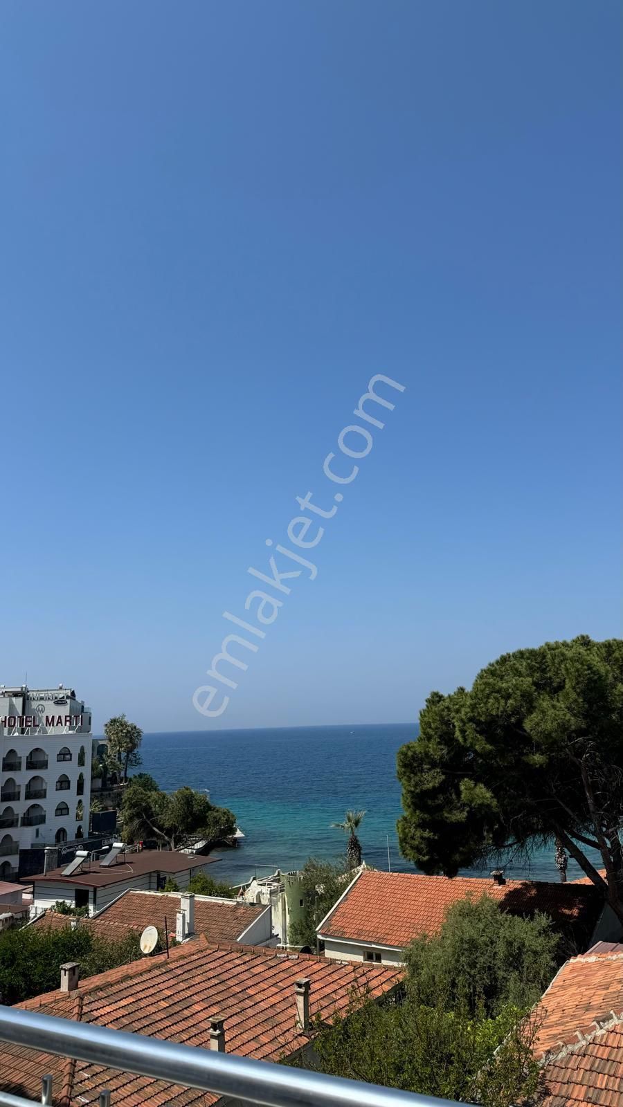 Kuşadası, Kadınlar Denizinde Denize 60 Mt Satılık Bina - Görsel 16