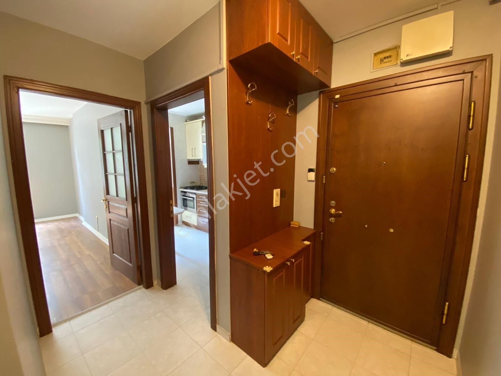 Met'den Suadiye Ayşeçavuş Caddesine Yakın 90m2 2+1 Daire - Görsel 25