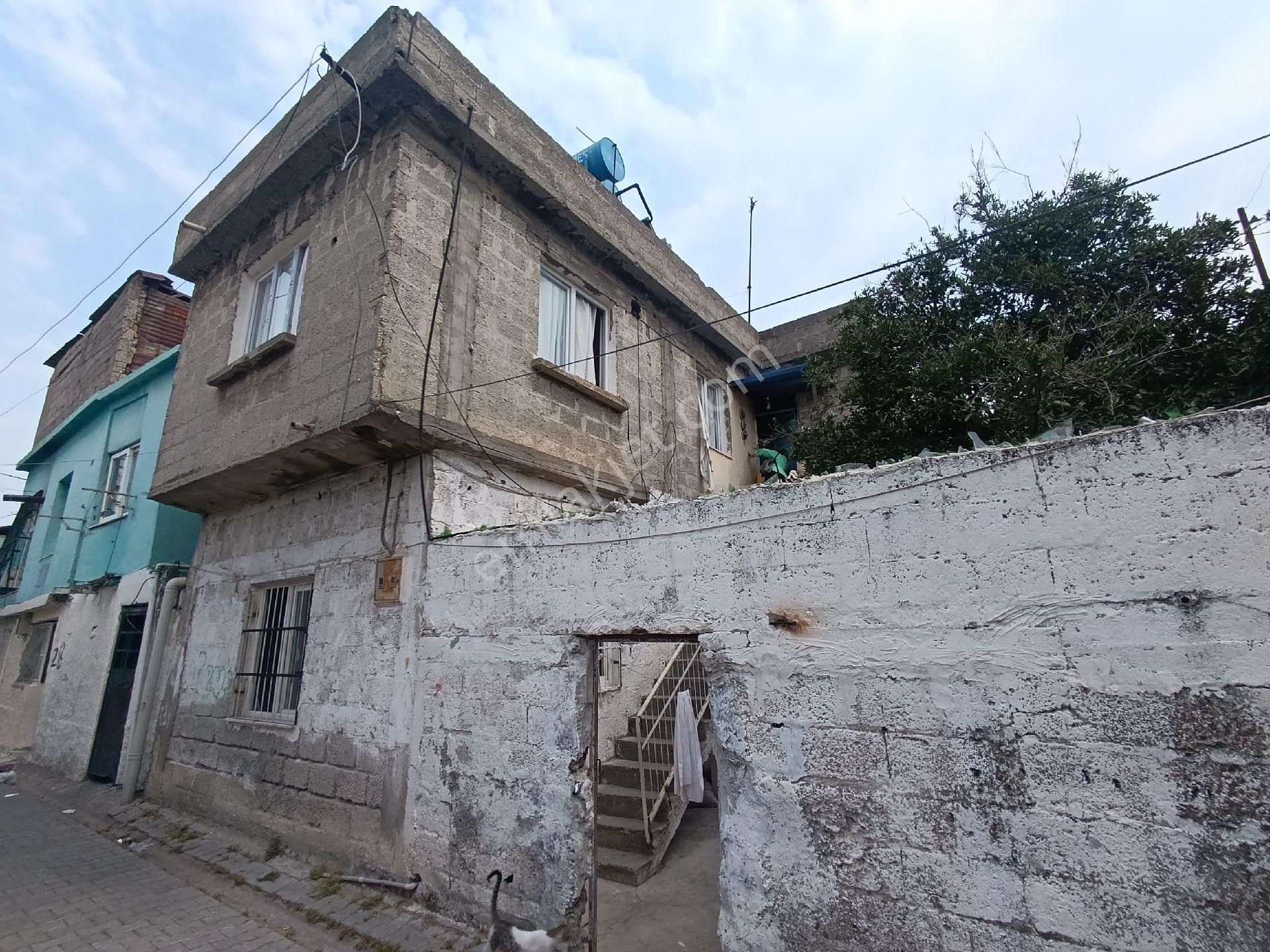 Gülpınarda 2 Katlı Müstakil Ev Uygun Fiyat