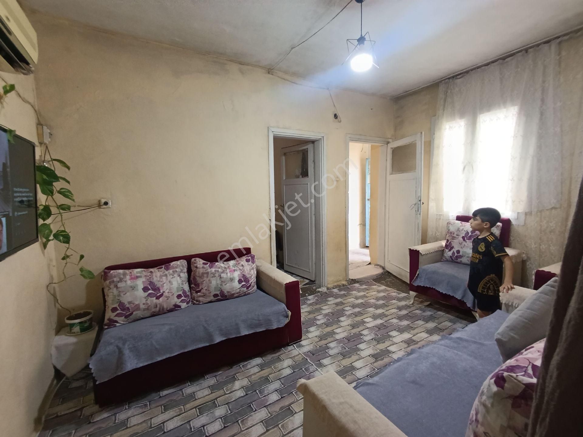 Gülpınarda 2 Katlı Müstakil Ev Uygun Fiyat - Görsel 11