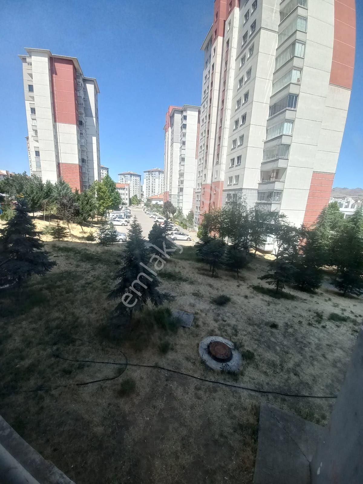 Orkide G Bloklarda 2+1 Kiralık Daire