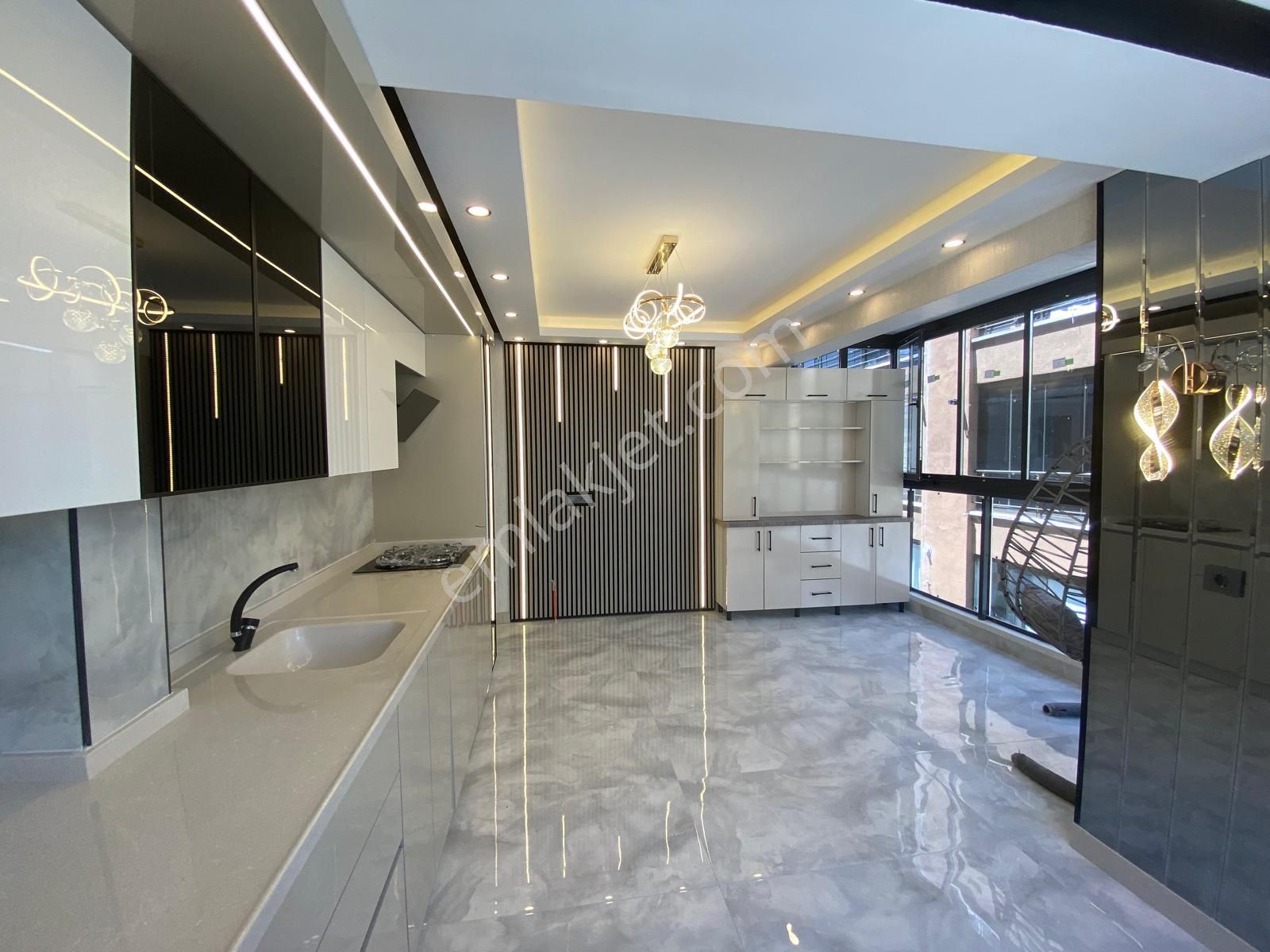 Keçiörende 3+1 Full Yapılı Sıfır Cadde Yakını Mega Lüks Herkatta Dairemiz Var - Görsel 2