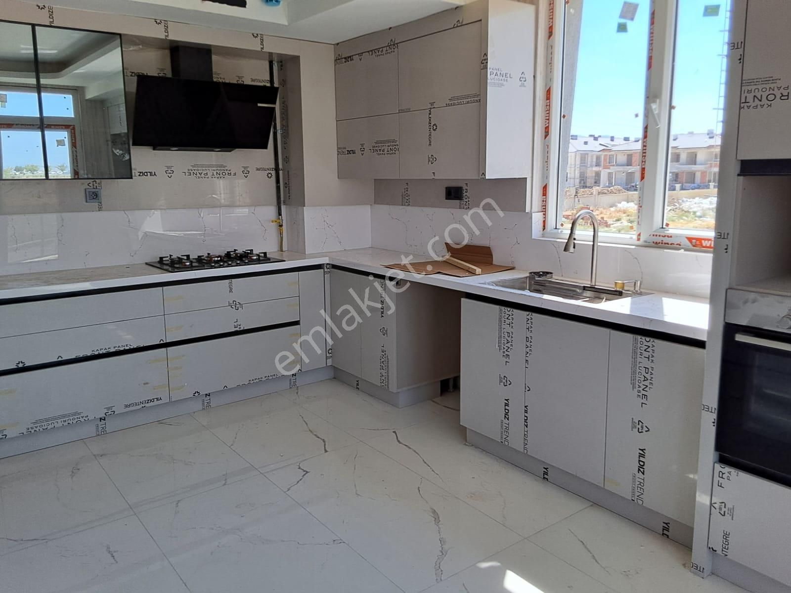 Karşıyaka Mah 3+1 Ultra Lüks 170 M2 Site İçi Daire - Görsel 3