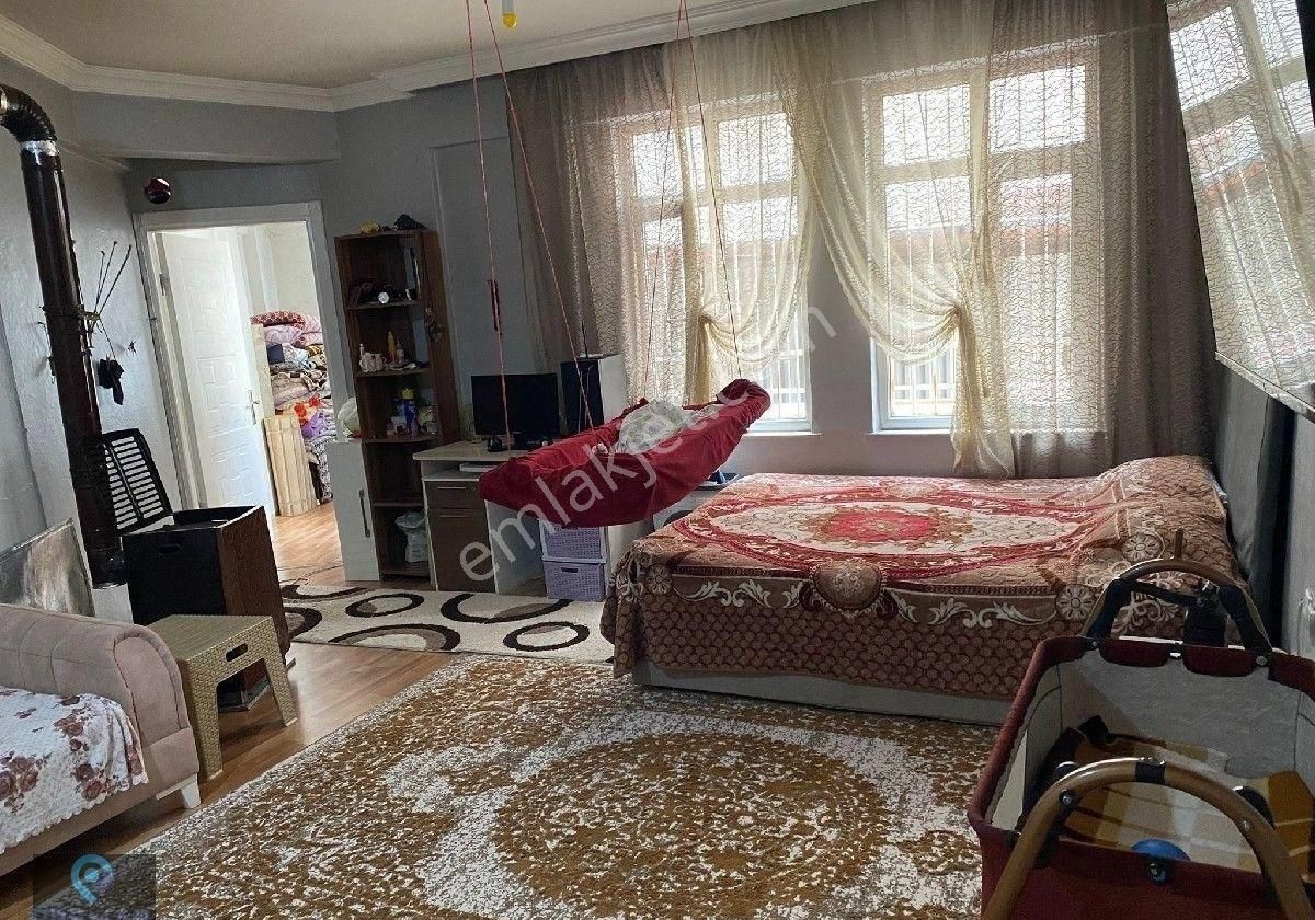 Premar Ayvada'dan Edremit 2.kat Bakımlı 3+1 Daire