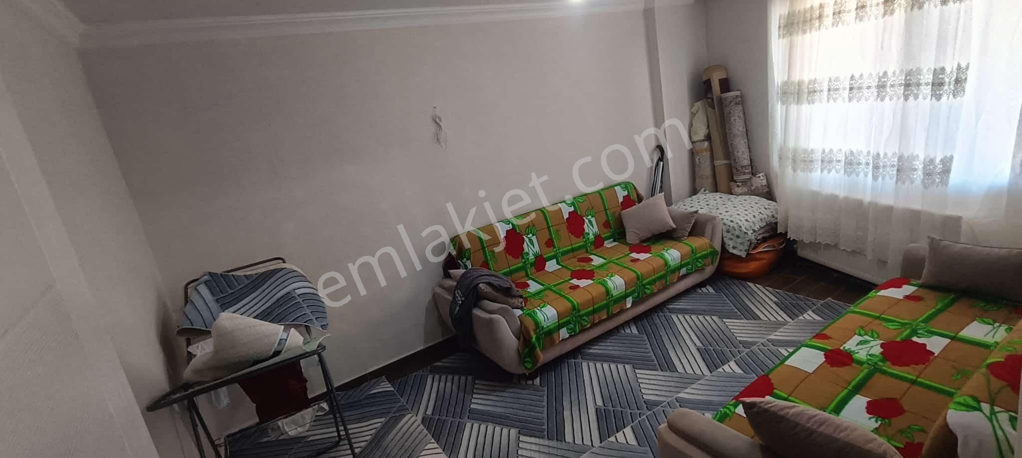 Cide Rüzgar Emlaktan Satılık 1+1 Doğalgazlı Giriş Daire
