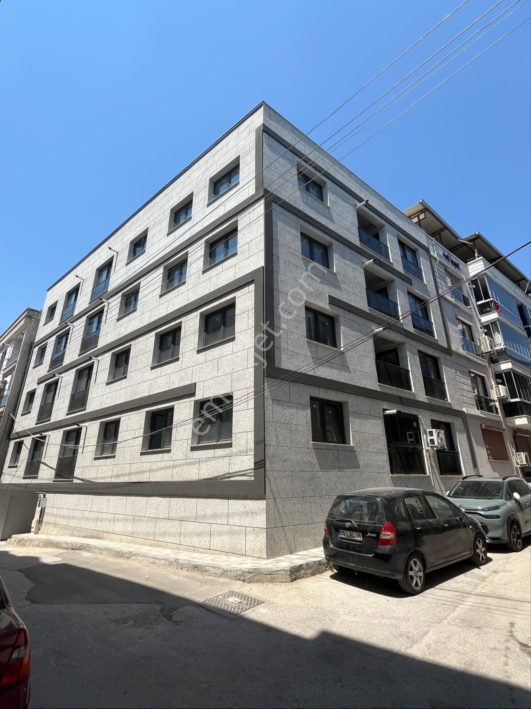 İzmir Buca Hürriyet Mah.1+1 Kiralık Sıfır Daire
