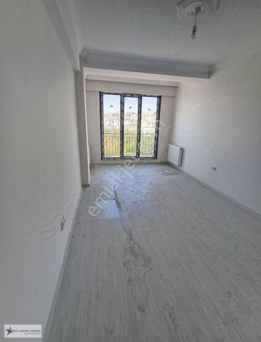 Kağıthane Merkez Ana Cadde Üzerinde Kiralık 1+1 Daire