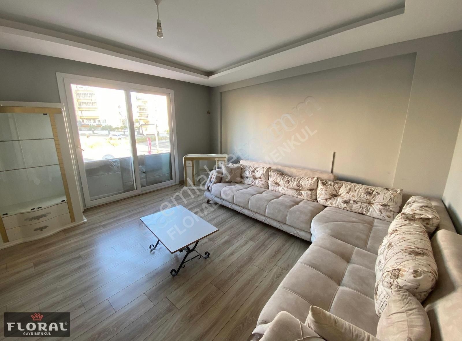 Floral'den Akkent Mah.de 80 M2 1+1 Yarı Eşyalı Kiralık Daire