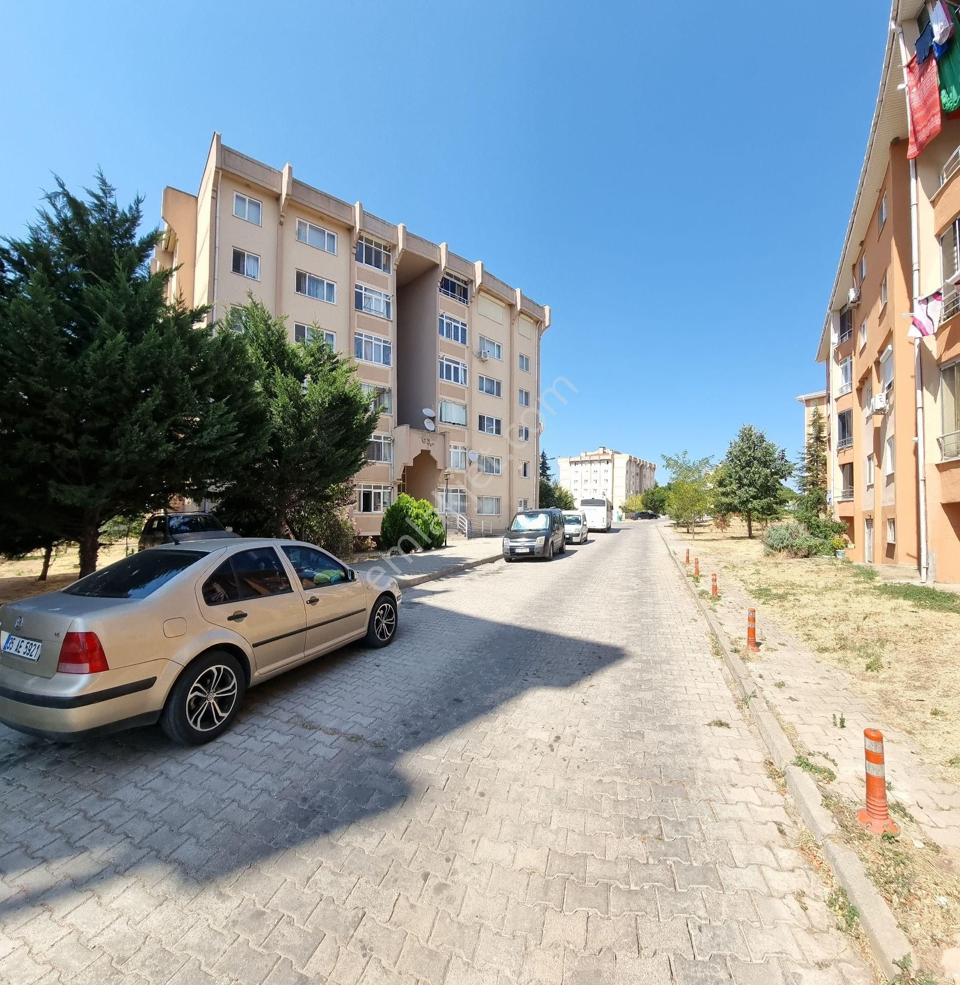 Kırklareli Merkez Atatürk Mahallesinde Kiralık 3+1 Daire