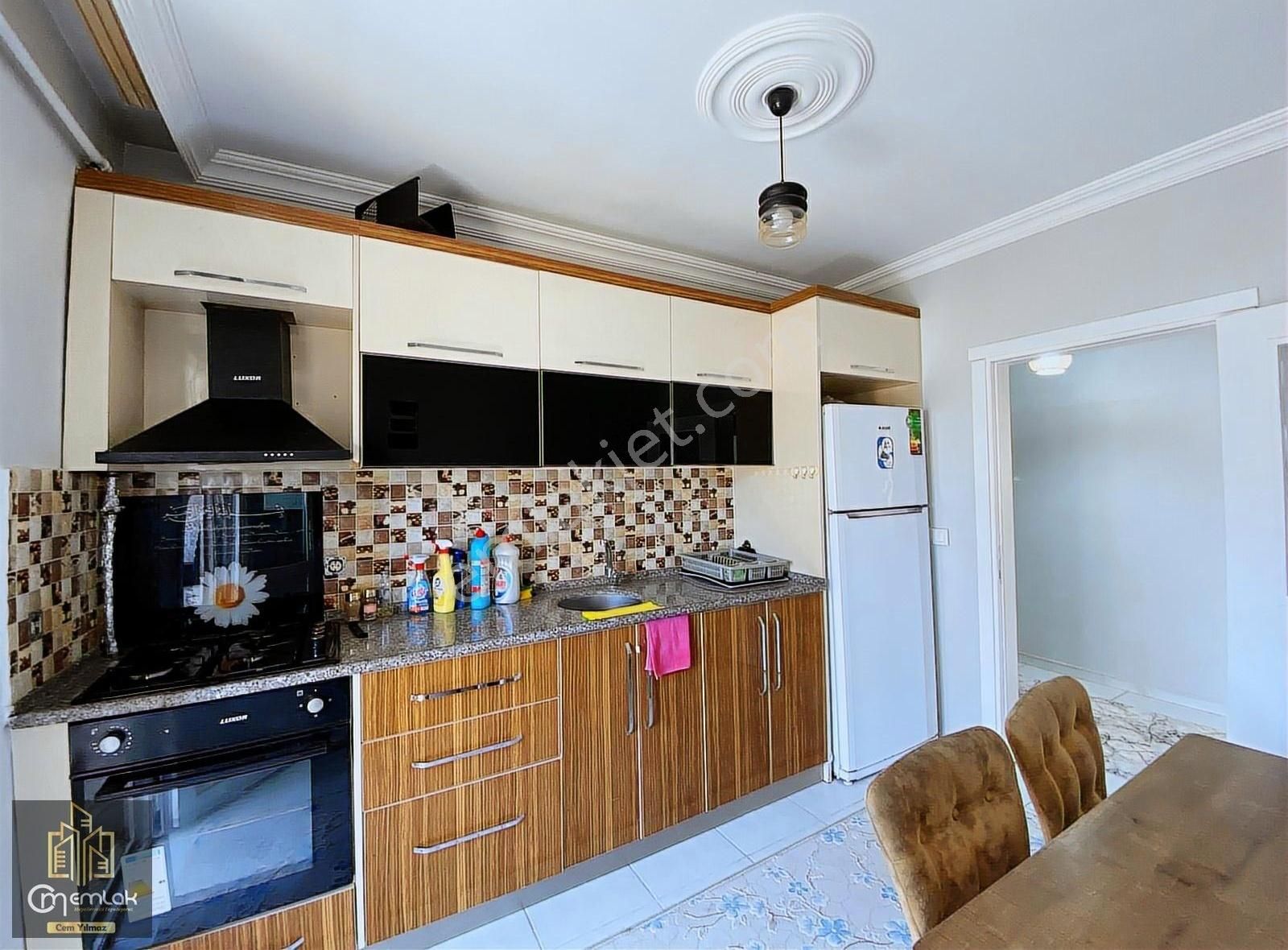 Cm Emlak Kale Mah Full Eşyalı Satılık Arakat Geniş 2+1 Daire