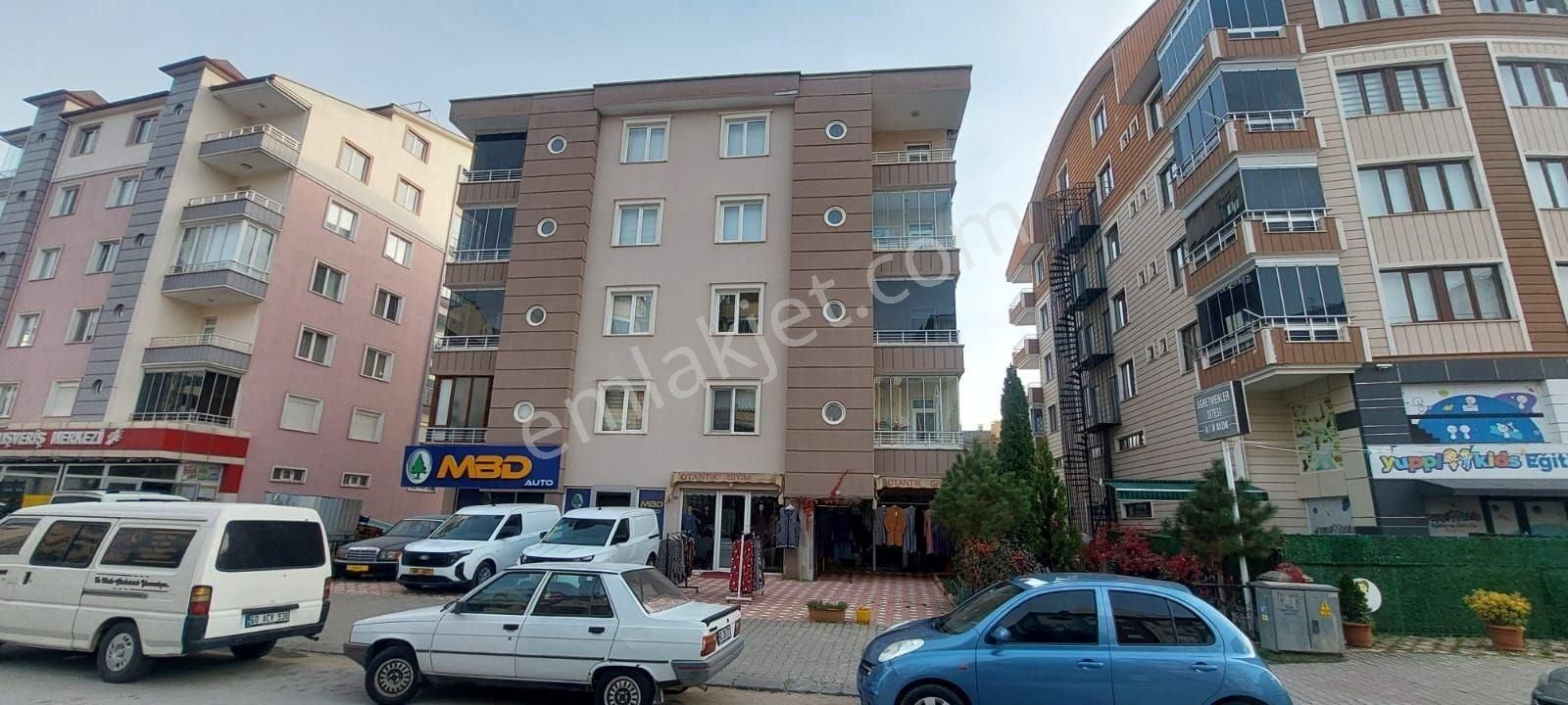 Vadi Emlak'tan Öğretmenler Sitesin'de 2+1 Satılık Daire