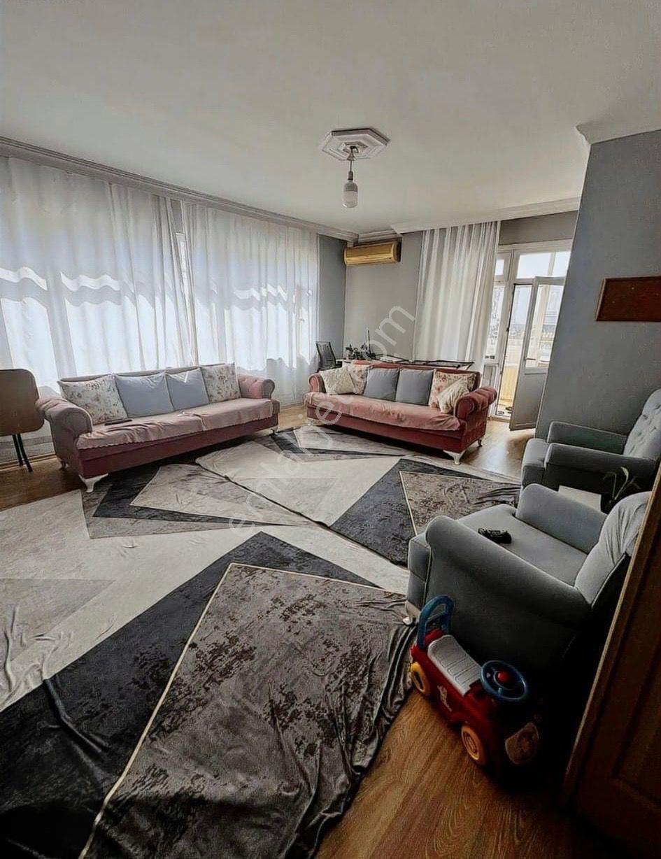 Hürriyet Mahallesi 2+1 2 Kat Krediye Ugun Satılılık Daire