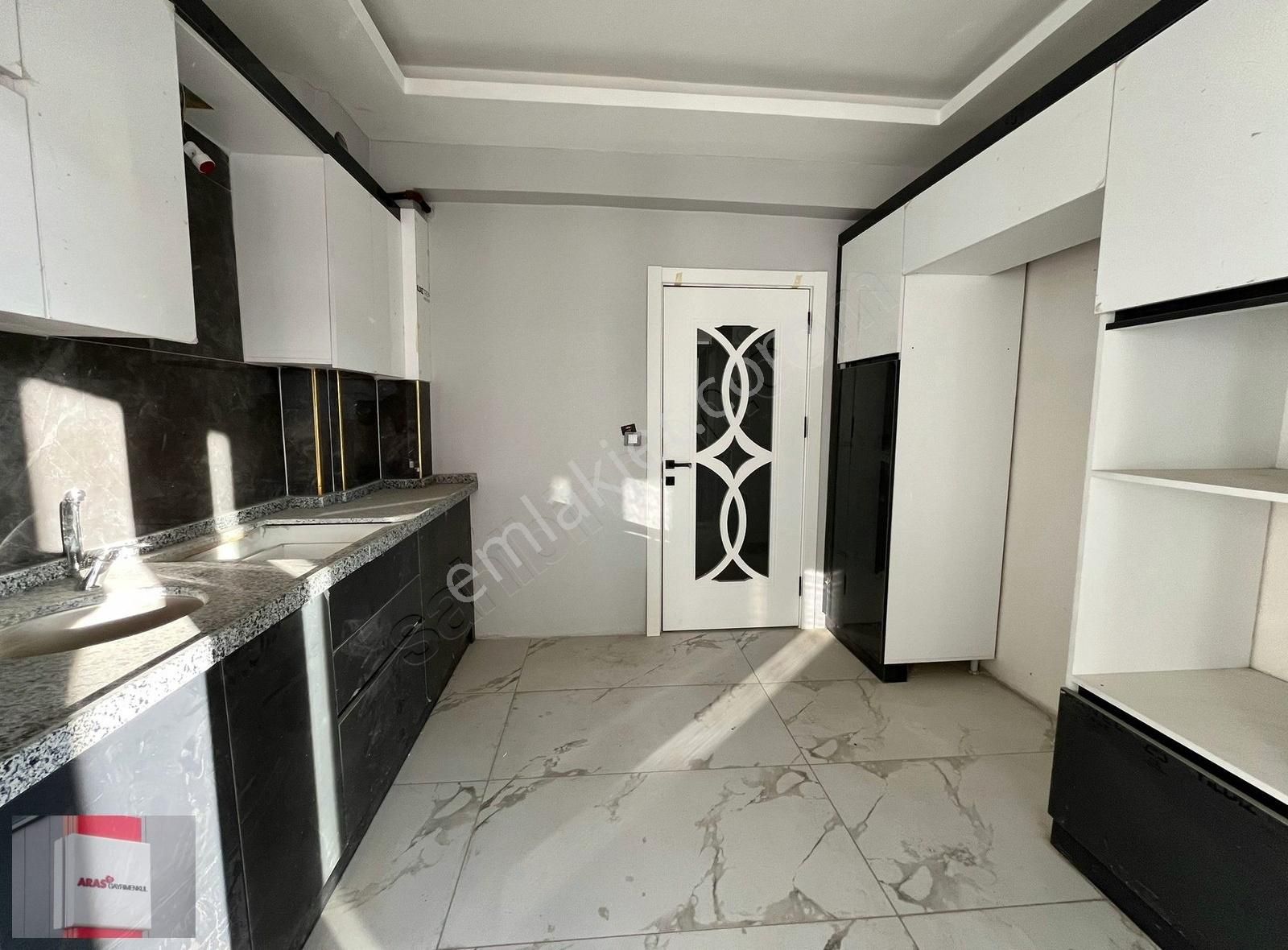 Aras Gyo'dan Sancak Mah.site İçi 2+1 Ve 3+1 Sıfır Lüx Daireler