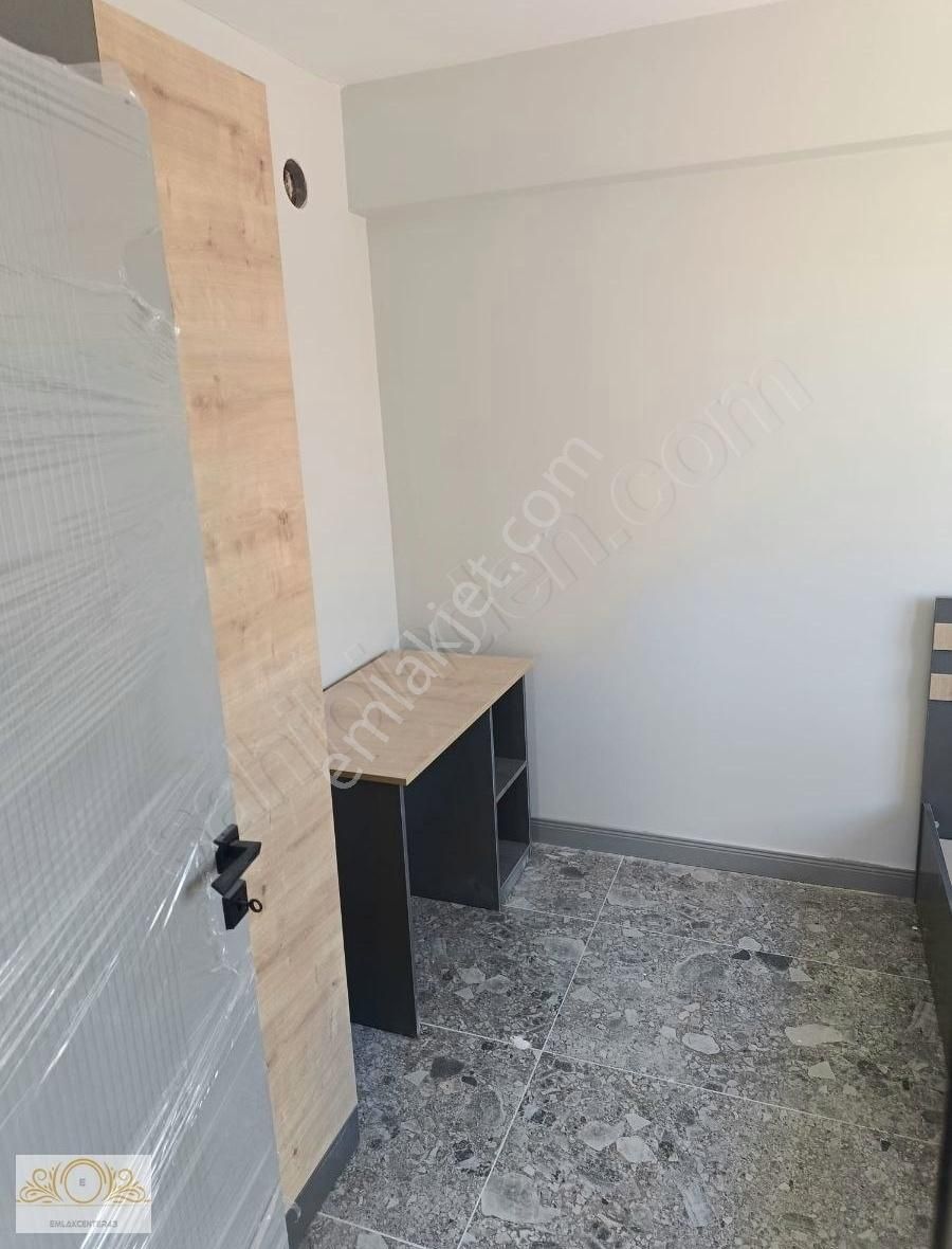 Emlak Centerden Kirazpınarda Satılık Arakat 1+1daire
