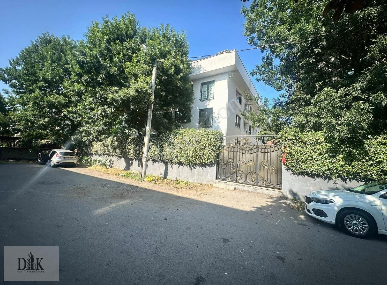 Adapazarı Merkez Yorgalar Mezarlığı Yakını 3+1 Kiralık Daire