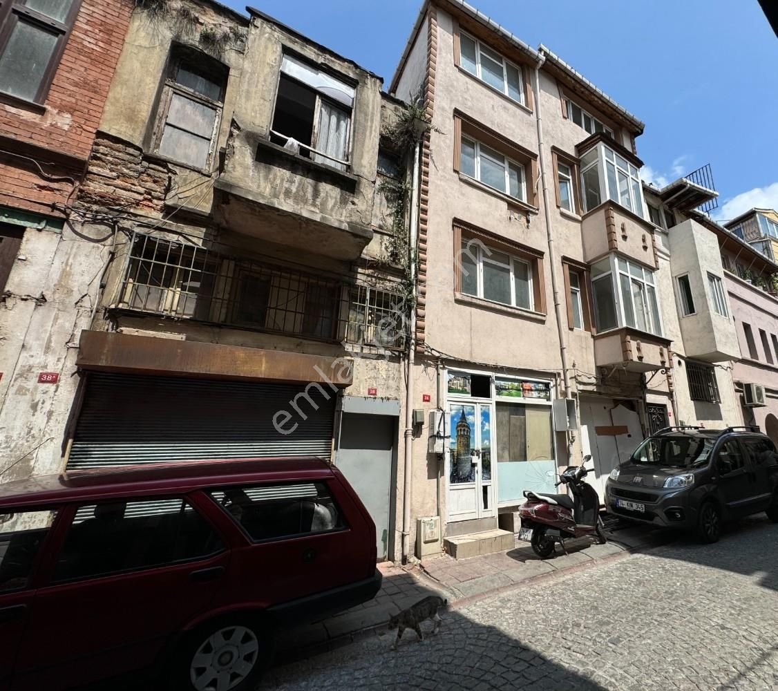 Turyap Göztepe Den Kumkapı Da Satılık Müstakil Ev - Görsel 2