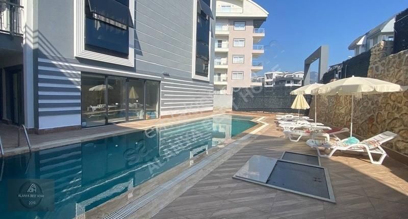 Alanya Oba'da Tek Bloklu Havuzlu,otoparklı,saunalı 2+1 Dubleks