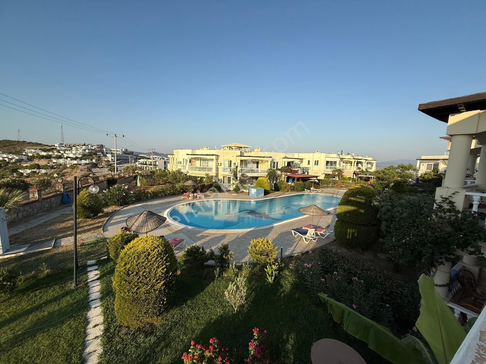 Özel Plajlı Sitede En Ön Bloklarda Full Manzaralı Penthouse Ev - Görsel 6