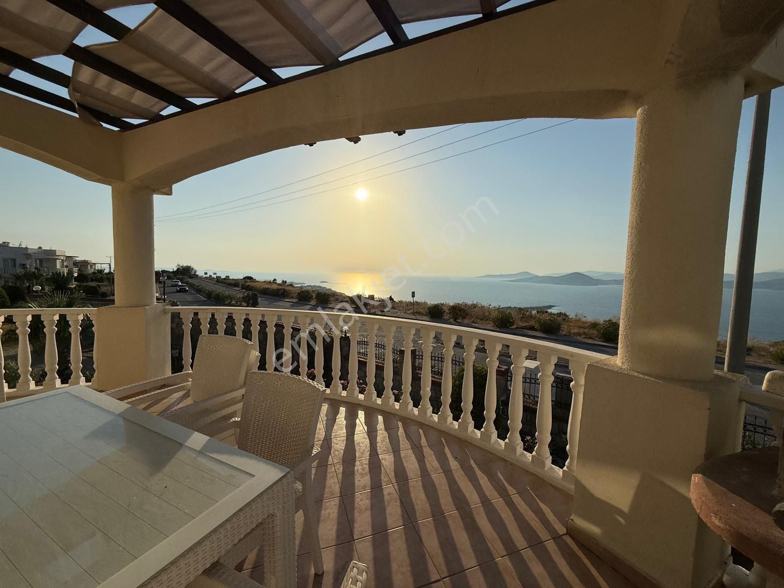 Özel Plajlı Sitede En Ön Bloklarda Full Manzaralı Penthouse Ev - Görsel 25