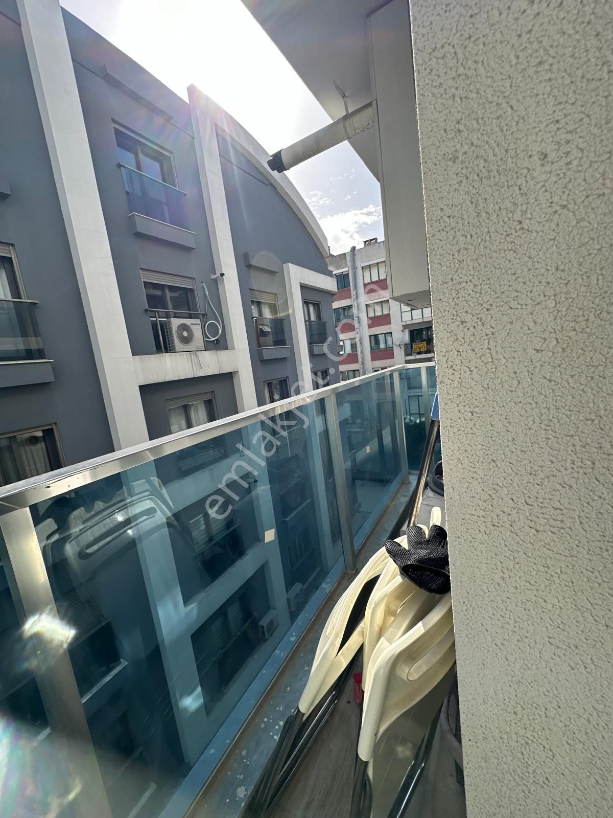 Bornova Küçükpark Yeni Bina 1+1 Satılık Daire - Görsel 5