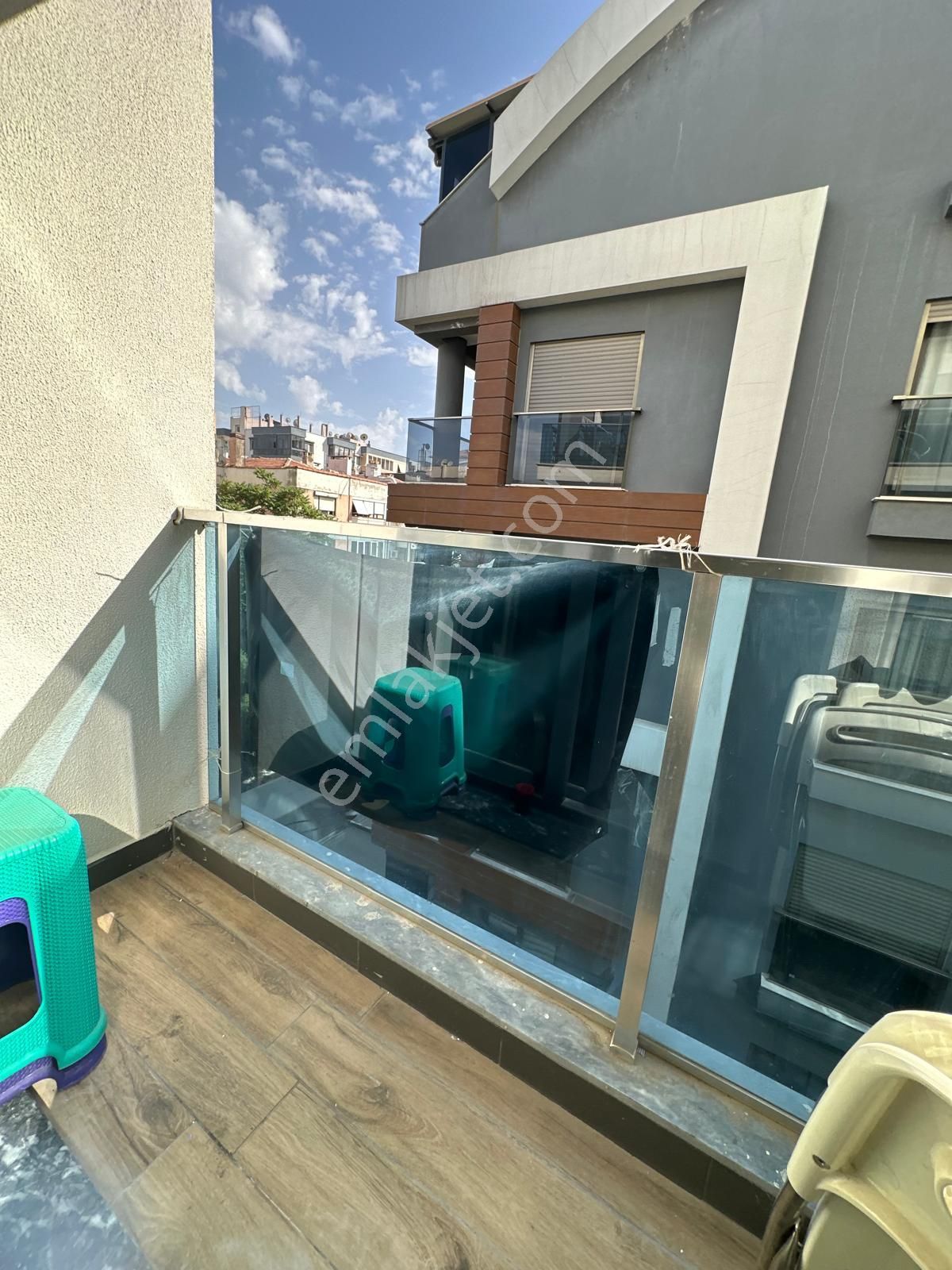 Bornova Küçükpark Yeni Bina 1+1 Satılık Daire - Görsel 6