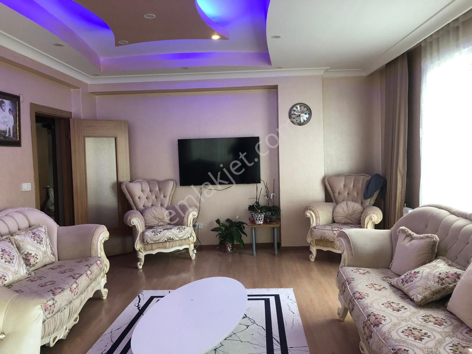 Beylikduzu Gurpinarda Kelepir 3+1 Daire 130m2