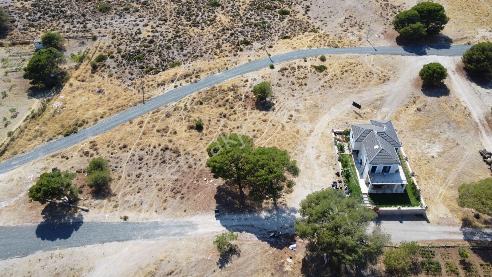 Mordoğan Barış Emlaktan Çamlık Mevkiinde Villa İmarlı Satılık Arsalar - Görsel 9