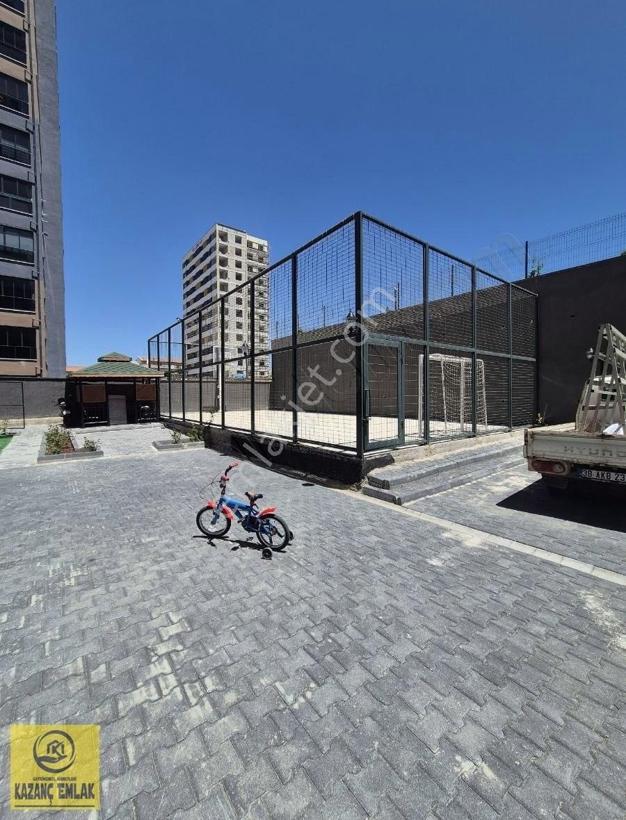 Erkilet Yol Üzeri Süperlüx Daire 185 M2 - Görsel 16