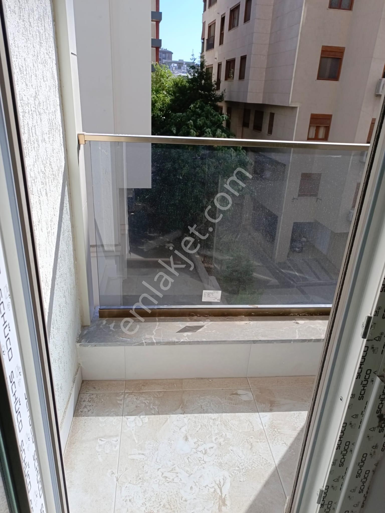 Güvenlikli Sitede Sıfır Ara Katta 2+1 Kapalı Mutfaklı,boş Daire. - Görsel 11