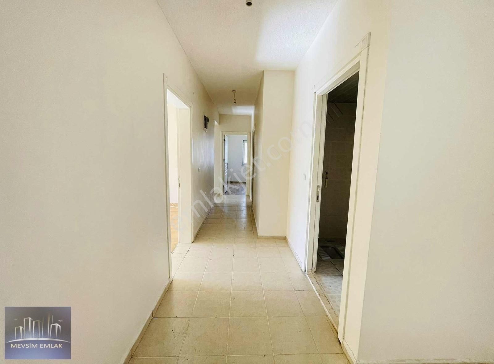Van Edremit Yeni Tokide Memura Kiralık 3+1 Daire
