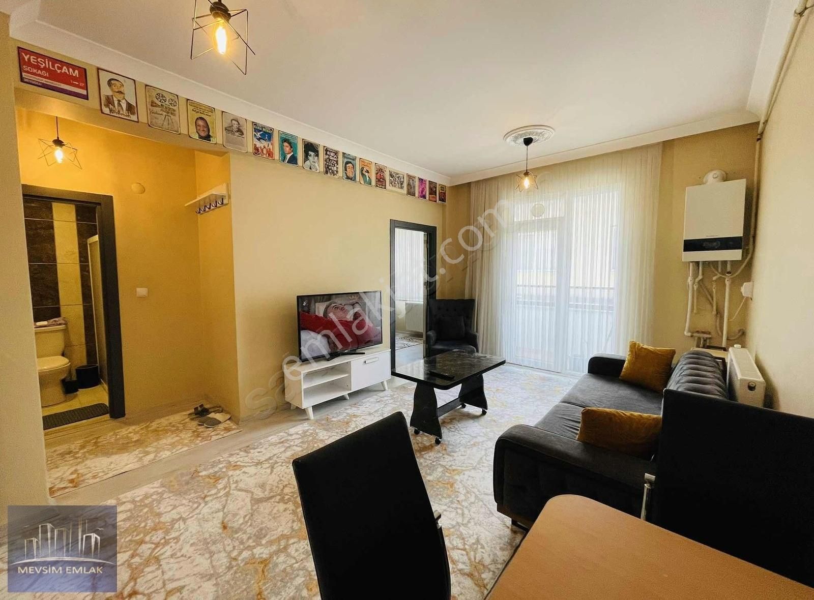 Van Alipaşada Memura Kiralık Eşyalı 1+1 Balkonlu Lüks Daire