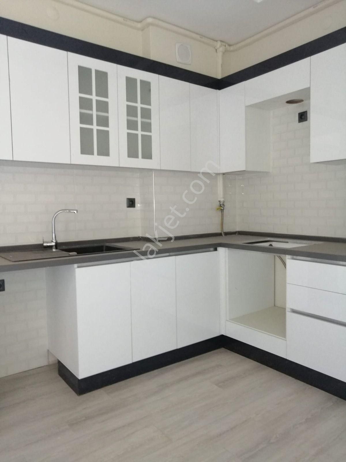 Ada Marka Gayrimenkul'den Kuşadası Değirmendere'de Havuzlu Sitede 2+1 Satılık Daire - Görsel 3