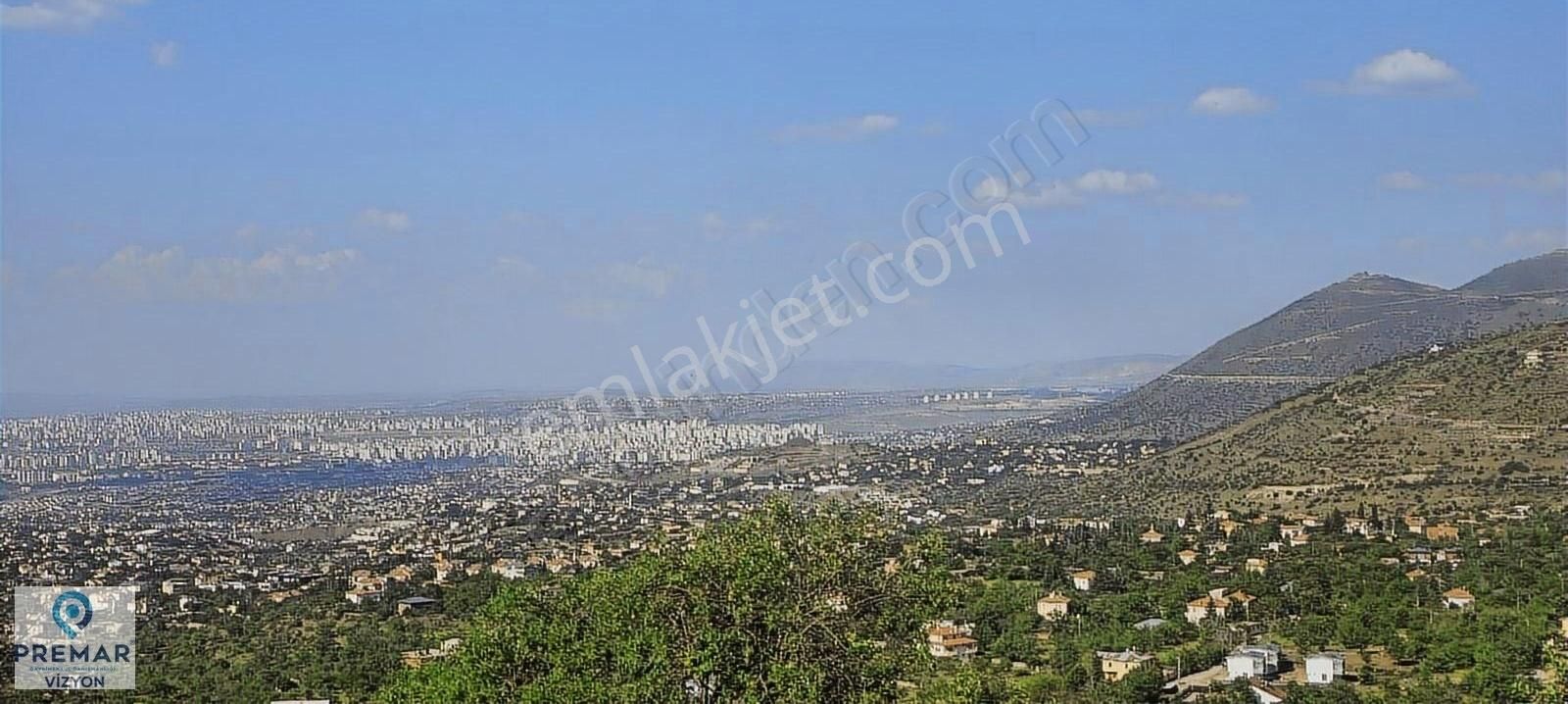 Hacılar Akdam Manzaralı 3 Villalık Dikdörtgen Satlık Arsa