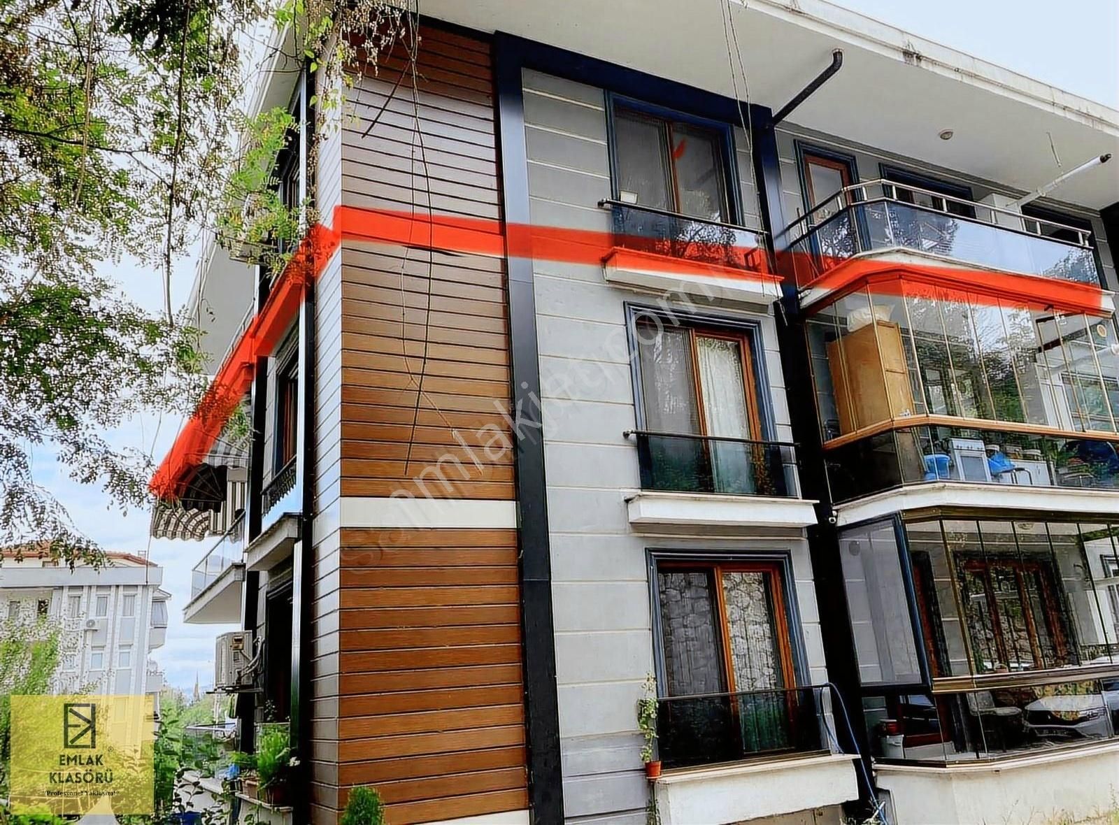 Sapanca Göl Mahallesinde 3+1 Göl Manzaralı Eşyalı Kiralık Daire